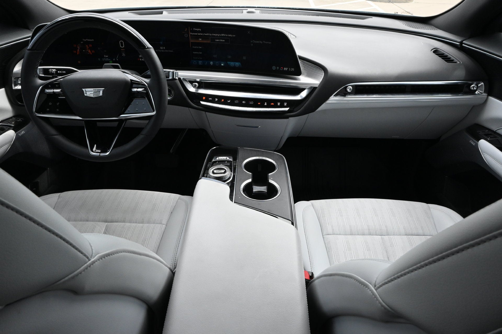 2024 Cadillac LYRIQ Sport 2