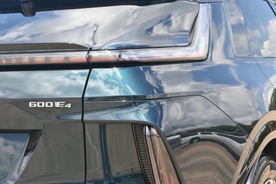 2024 Cadillac LYRIQ Sport 2