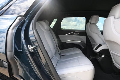 2024 Cadillac LYRIQ Sport 2
