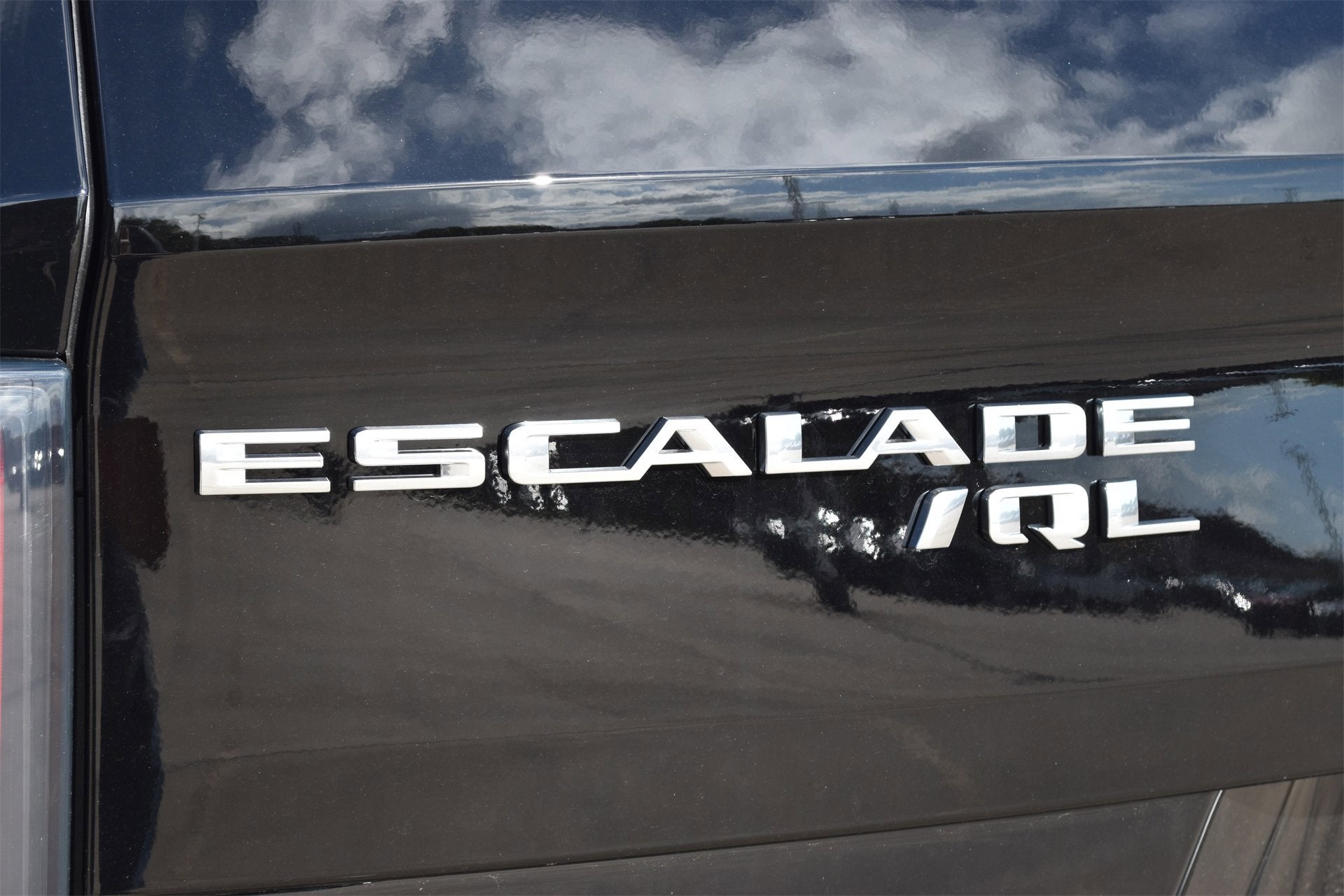 2026 Cadillac ESCALADE IQL Luxury