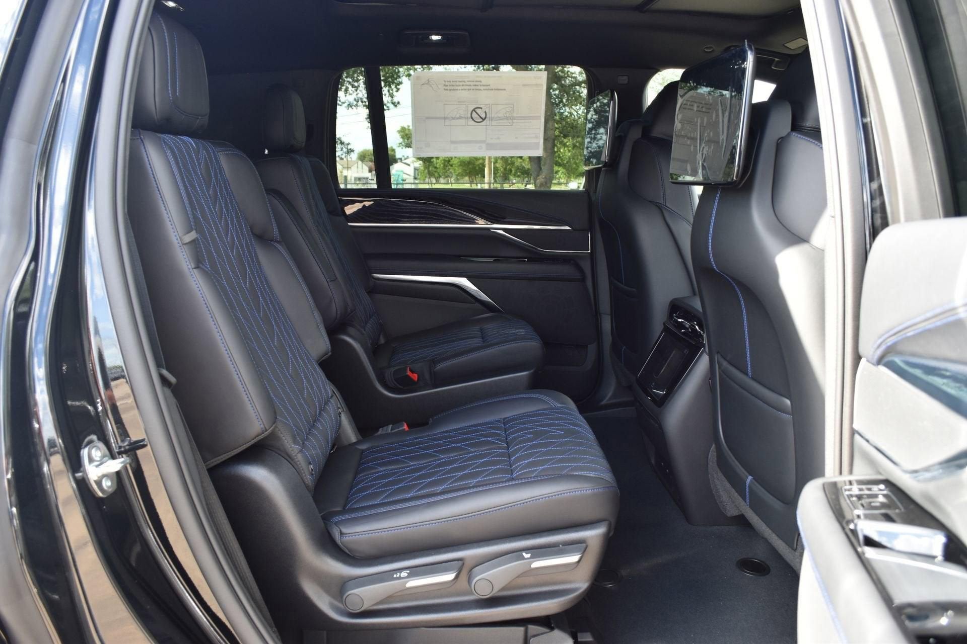 2026 Cadillac ESCALADE IQL Luxury