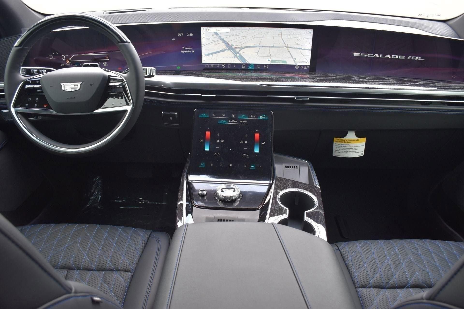 2026 Cadillac ESCALADE IQL Sport