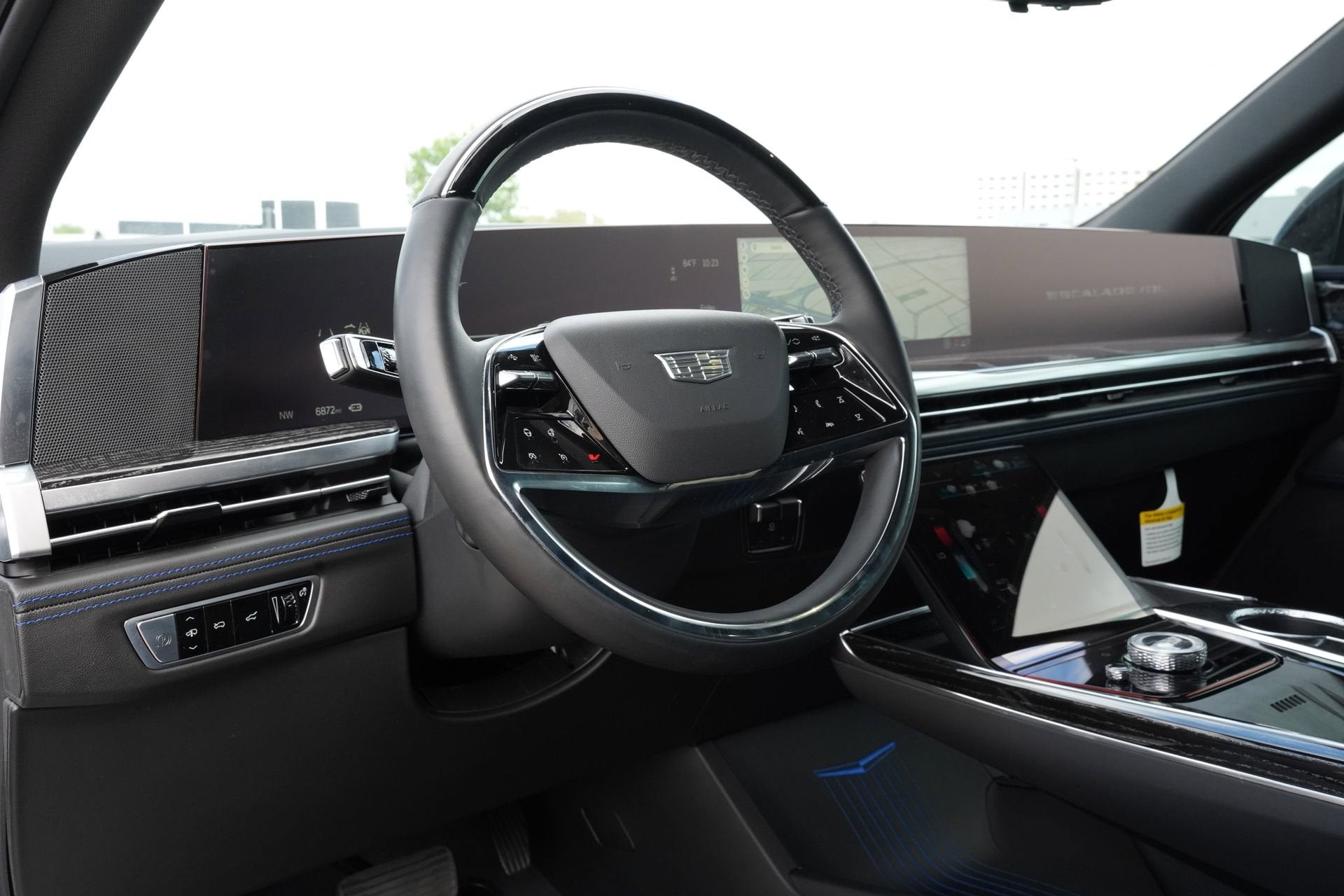 2026 Cadillac ESCALADE IQL Sport