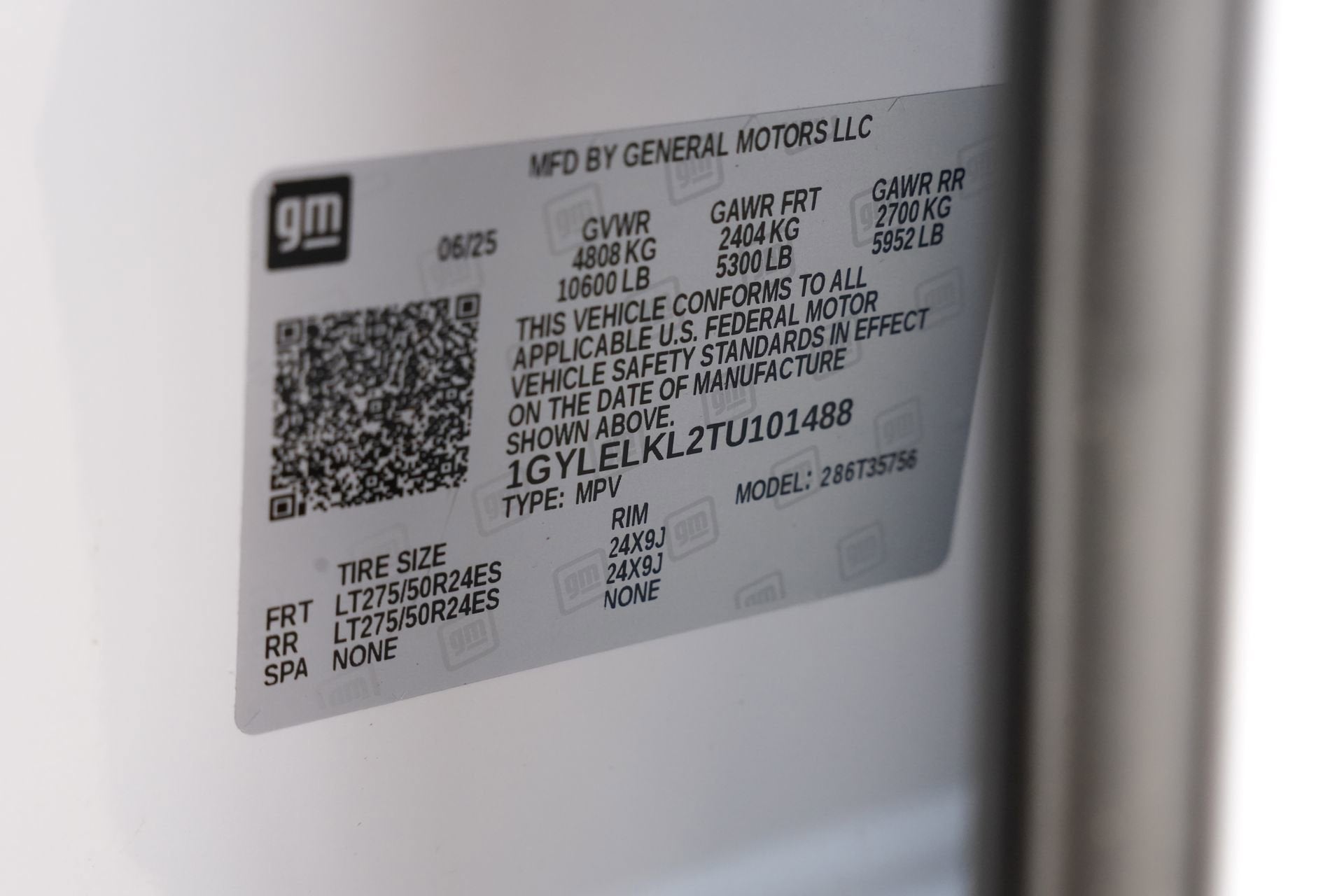 2026 Cadillac ESCALADE IQL Sport