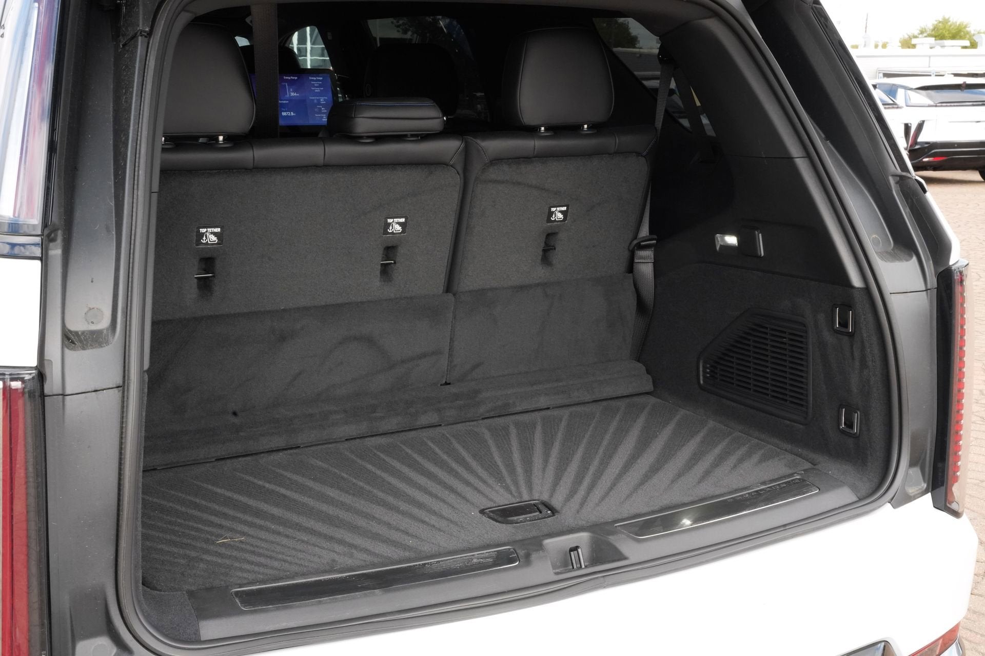 2026 Cadillac ESCALADE IQL Sport