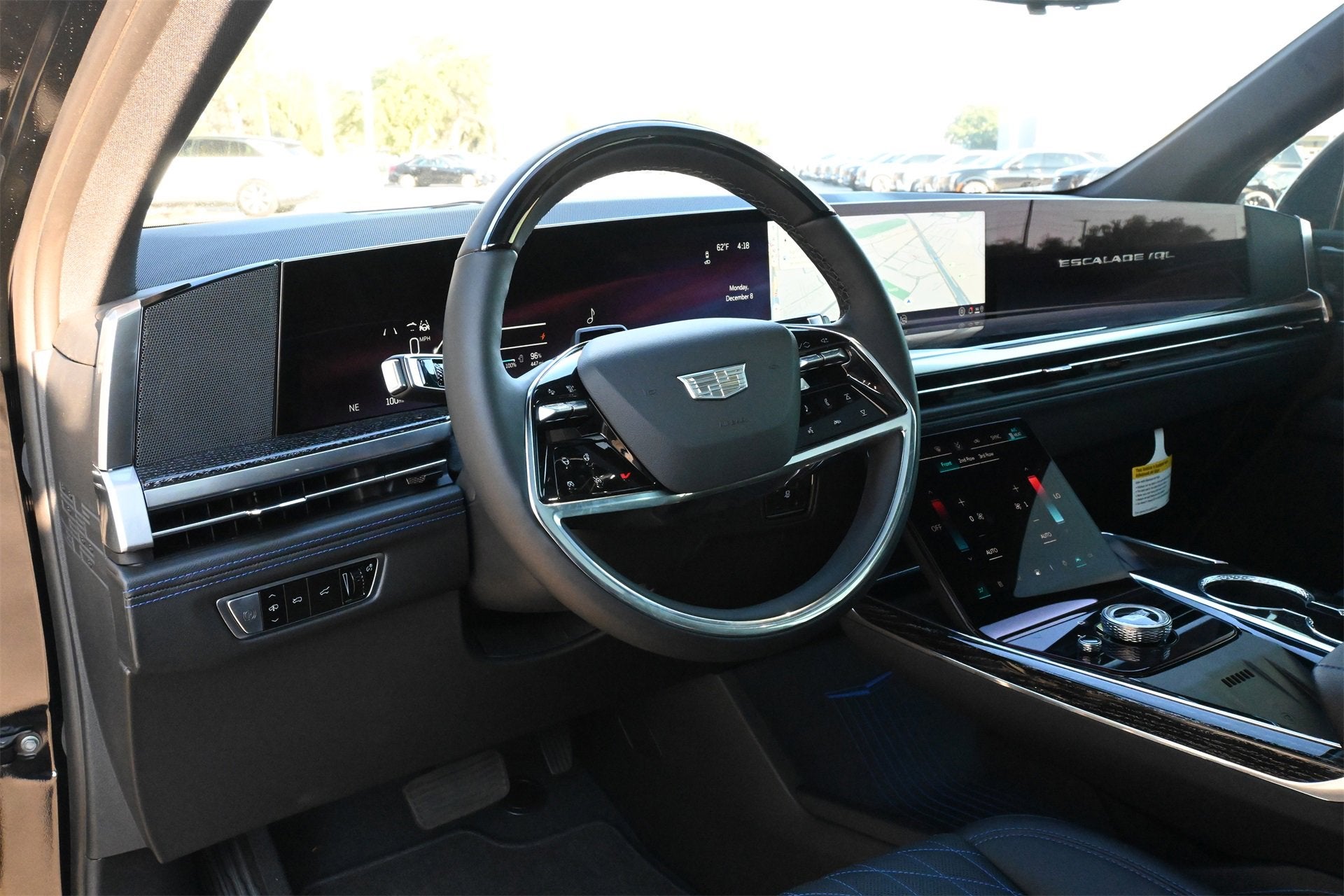 2026 Cadillac ESCALADE IQL Sport