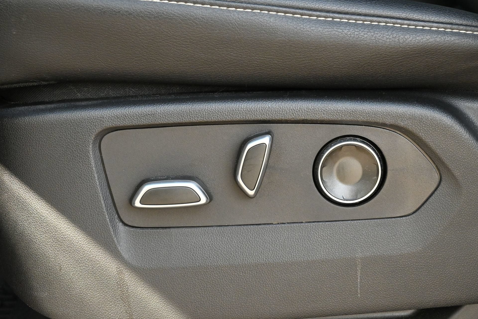 2024 Cadillac Escalade Luxury