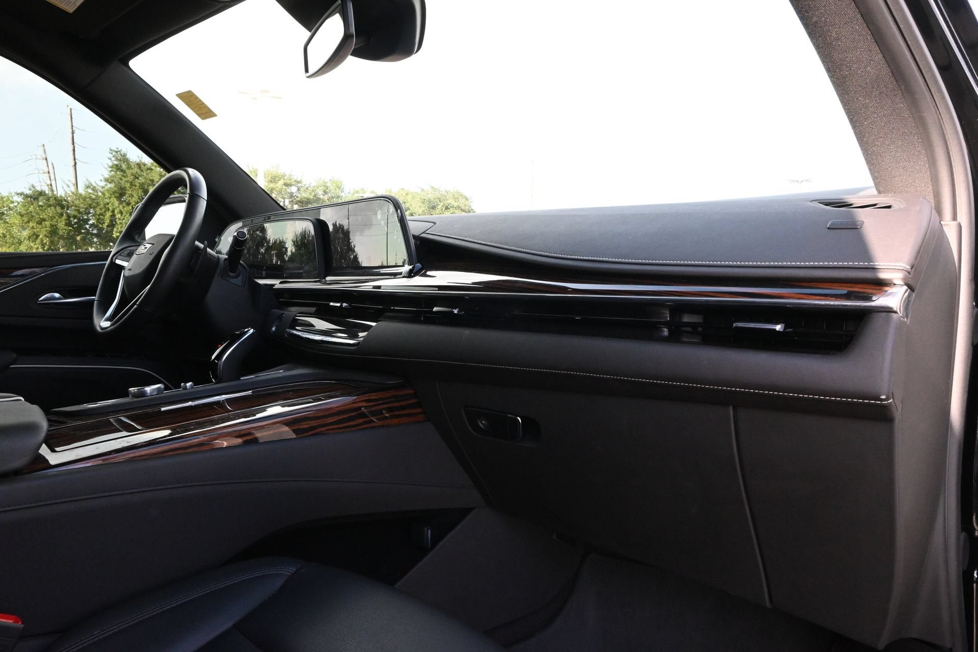 2024 Cadillac Escalade Luxury