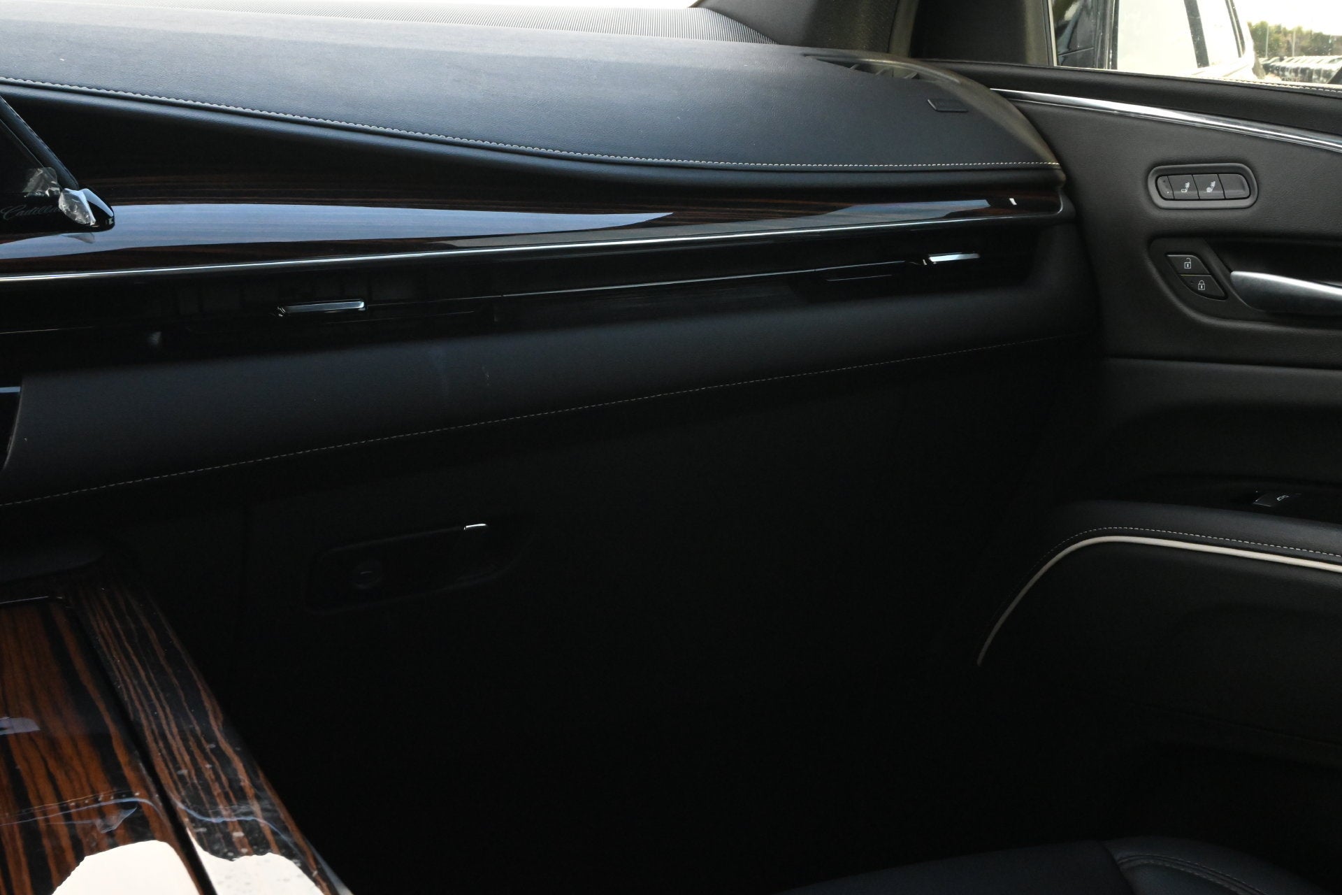 2024 Cadillac Escalade Luxury