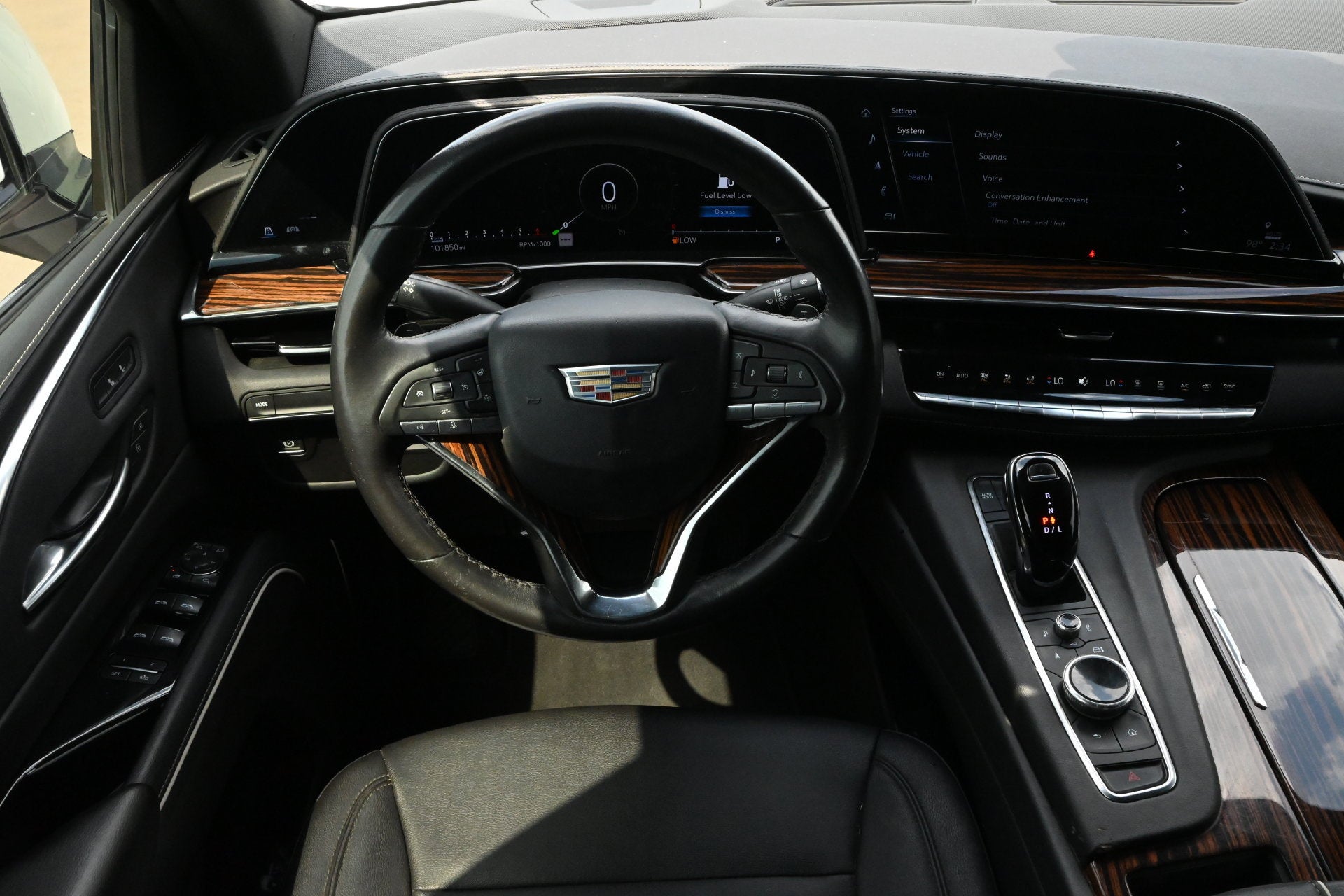 2022 Cadillac Escalade Luxury