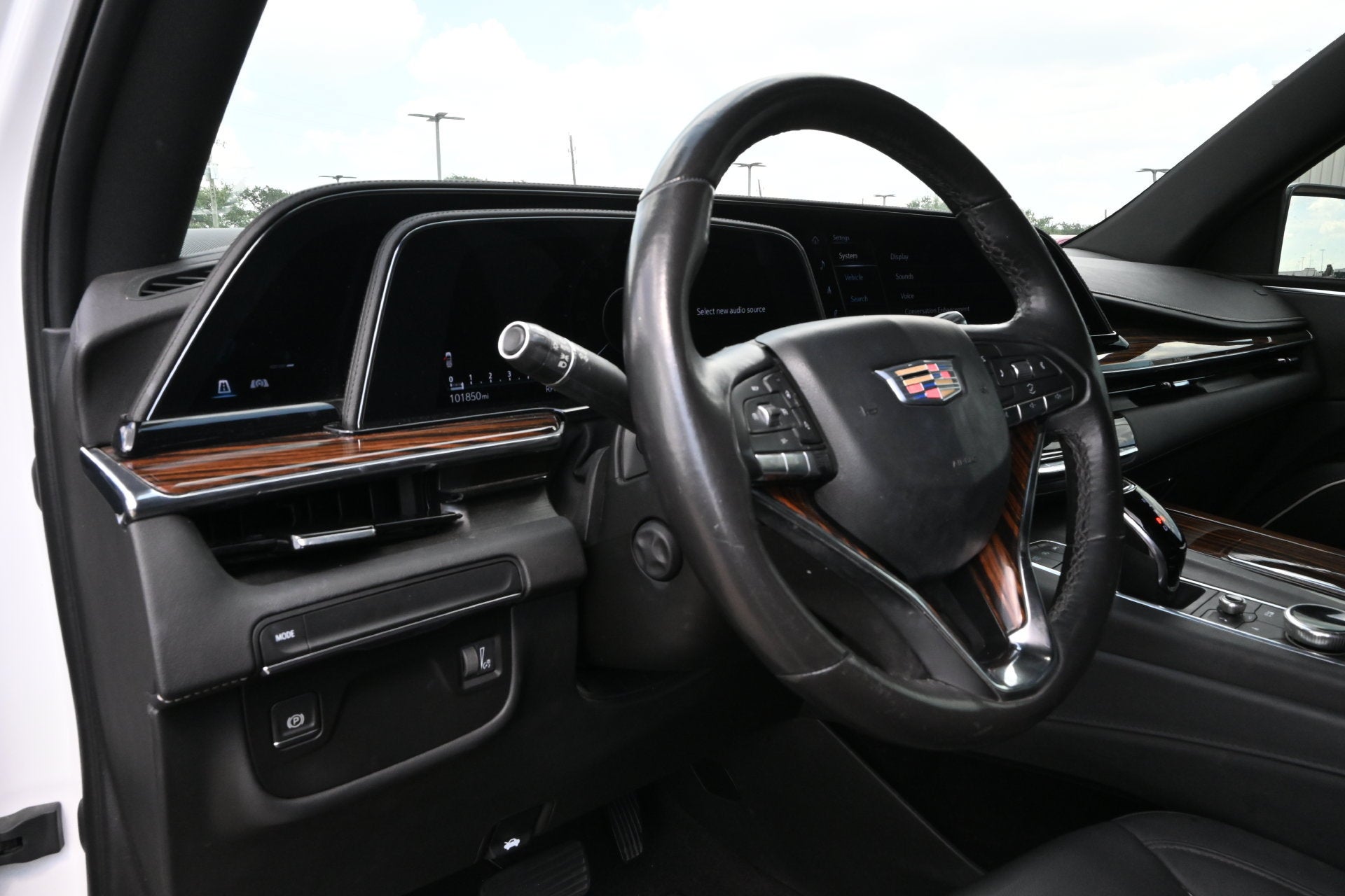 2022 Cadillac Escalade Luxury