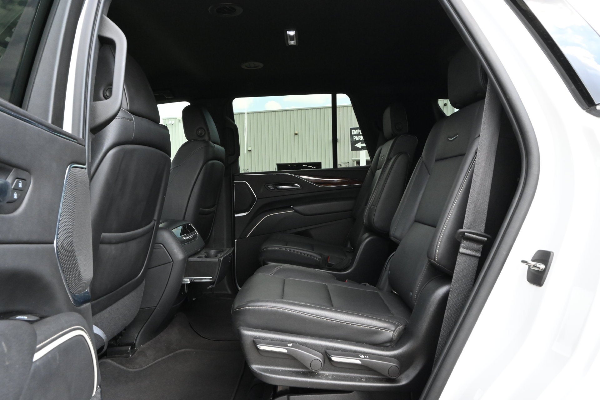 2022 Cadillac Escalade Luxury