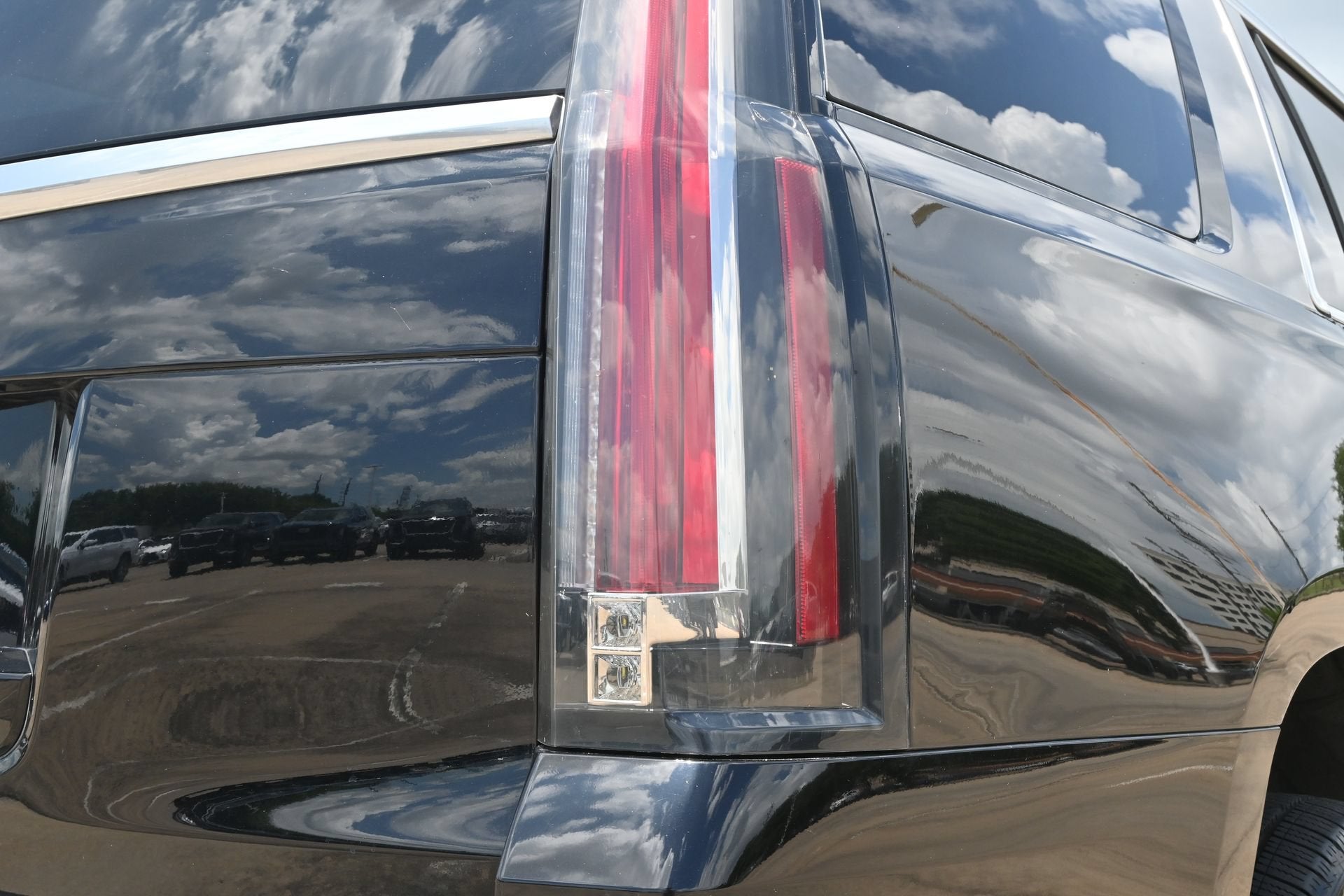 2019 Cadillac Escalade Luxury