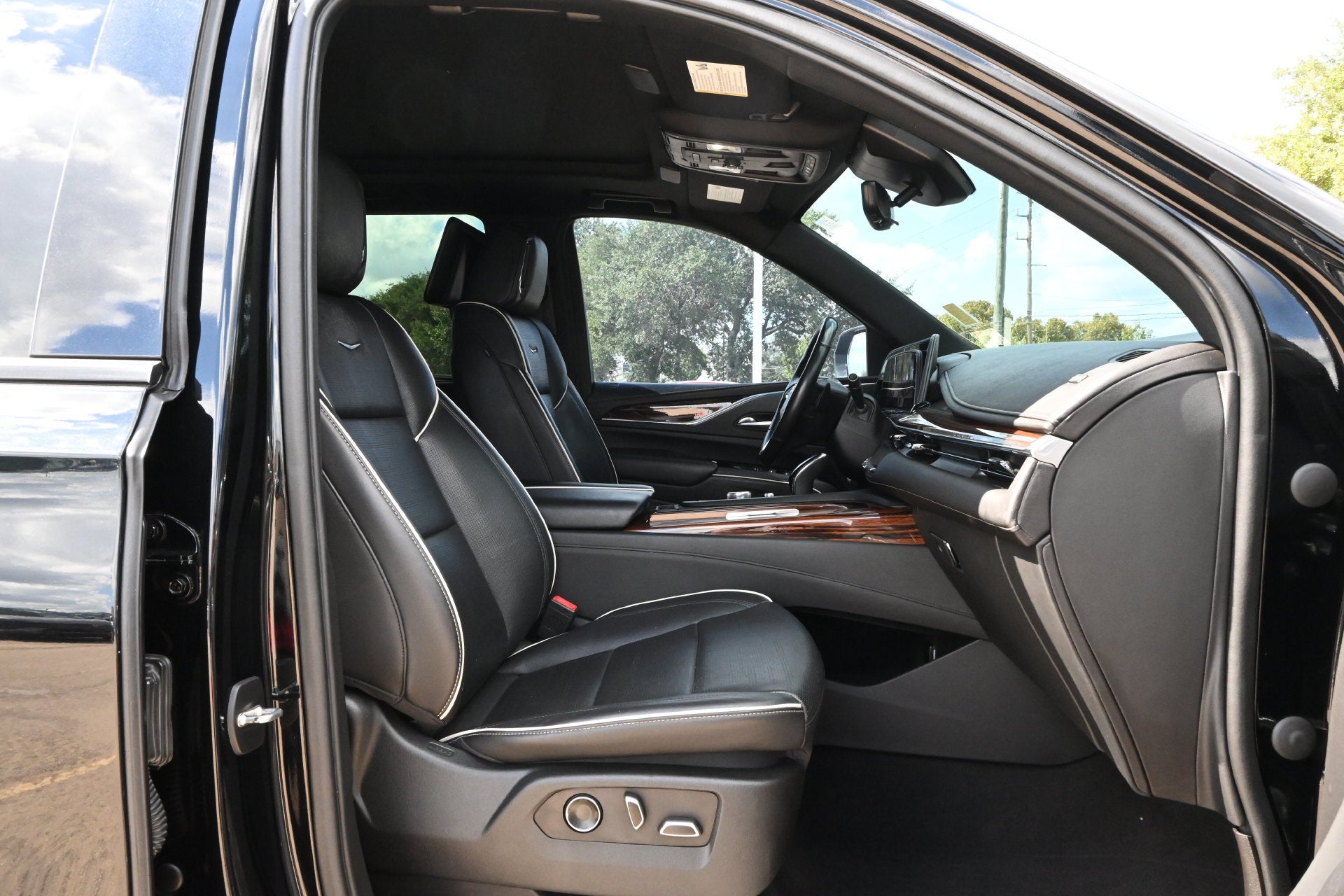 2021 Cadillac Escalade Premium Luxury