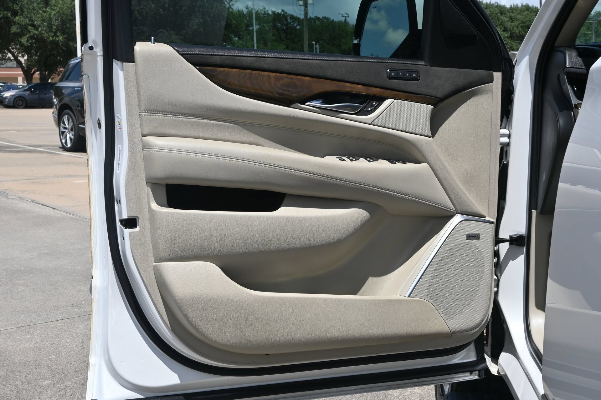 2018 Cadillac Escalade Premium Luxury