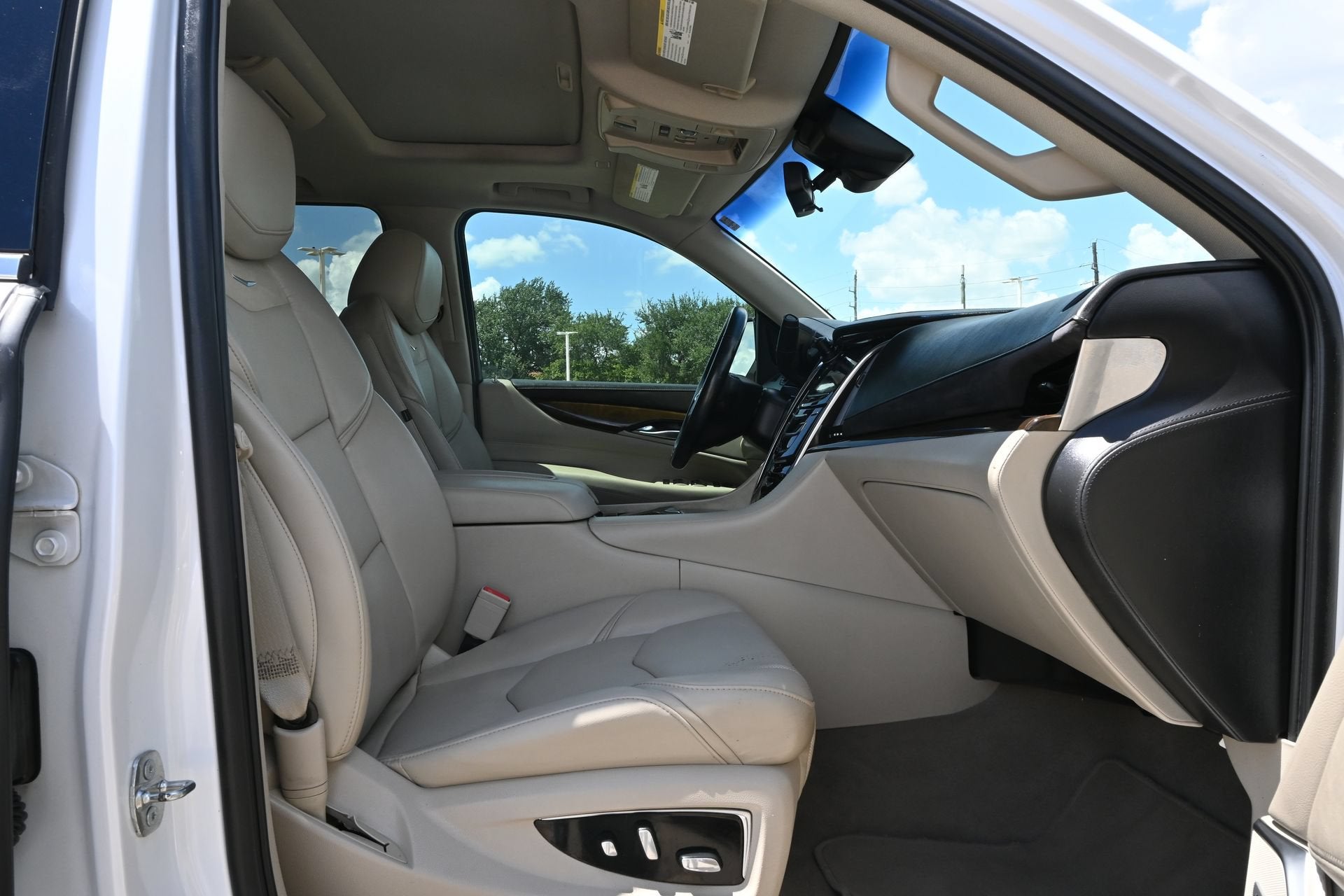 2018 Cadillac Escalade Premium Luxury