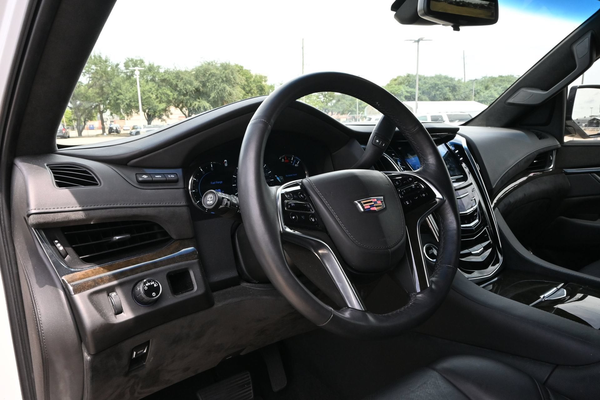 2017 Cadillac Escalade Platinum