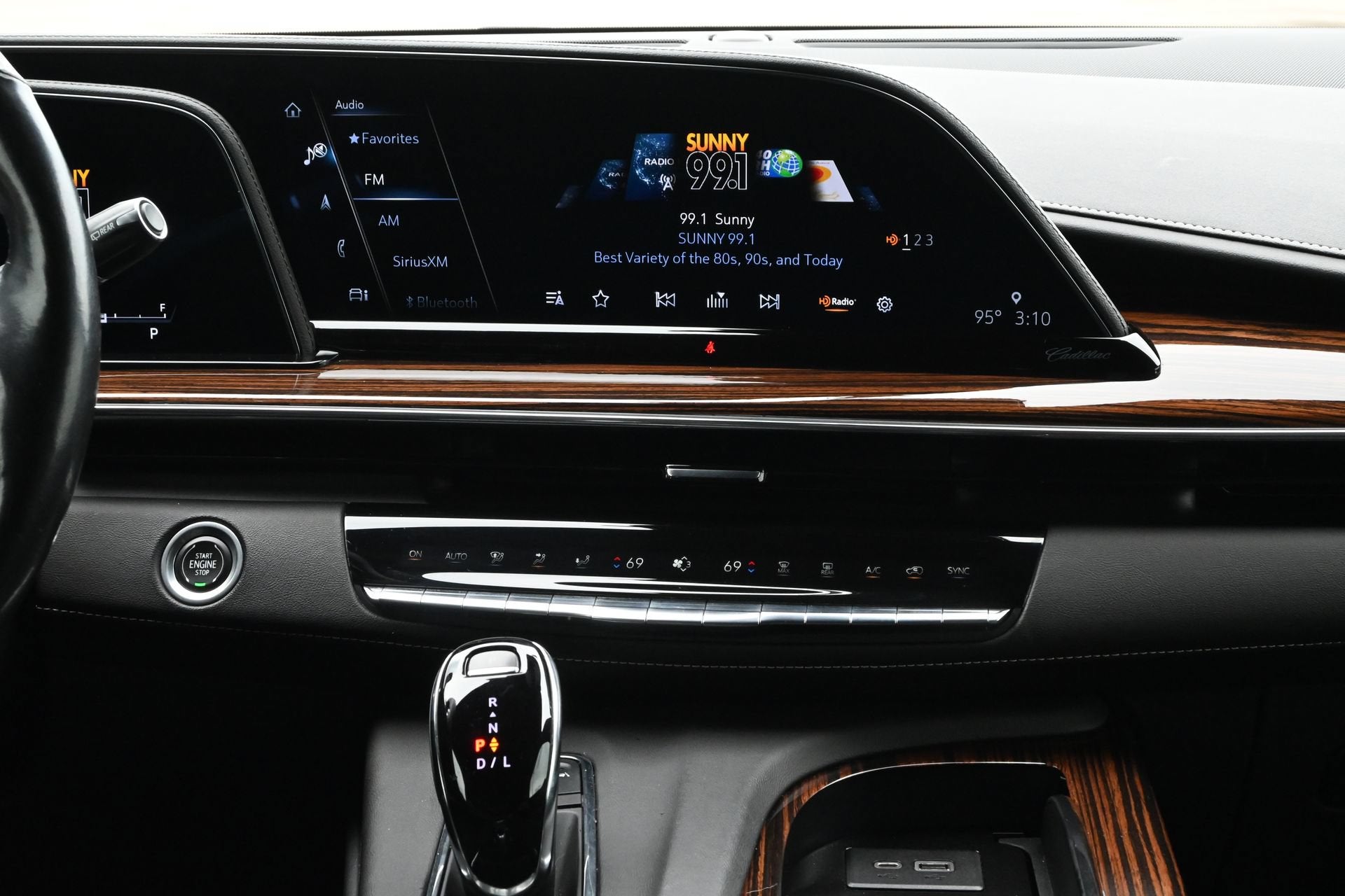2022 Cadillac Escalade ESV Luxury