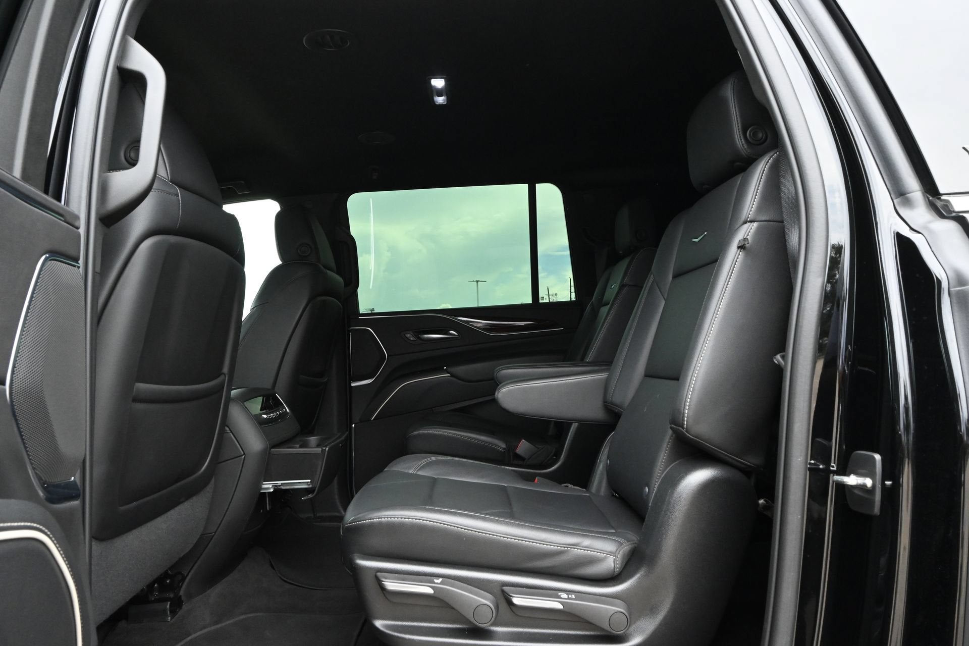 2022 Cadillac Escalade ESV Luxury