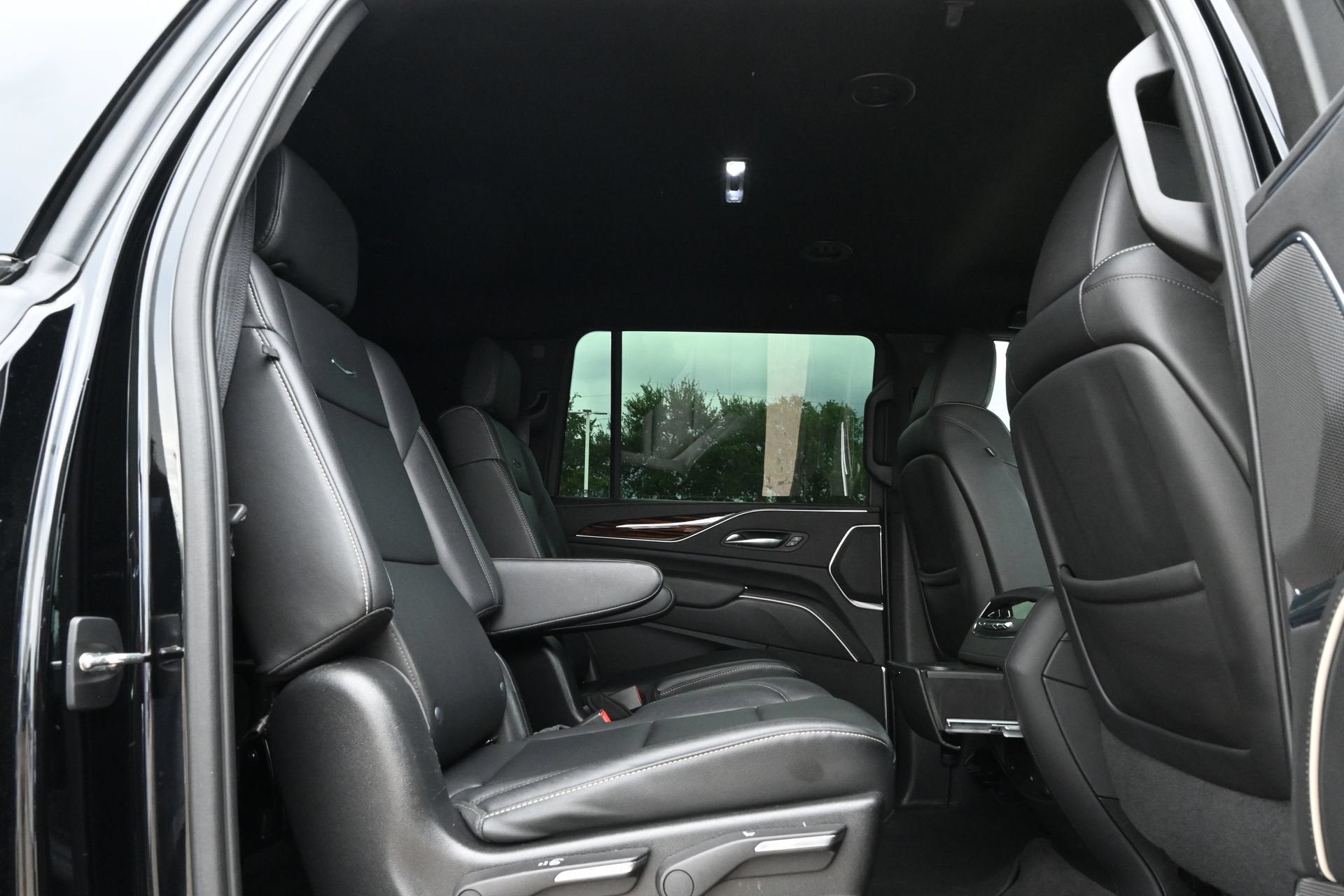 2022 Cadillac Escalade ESV Luxury