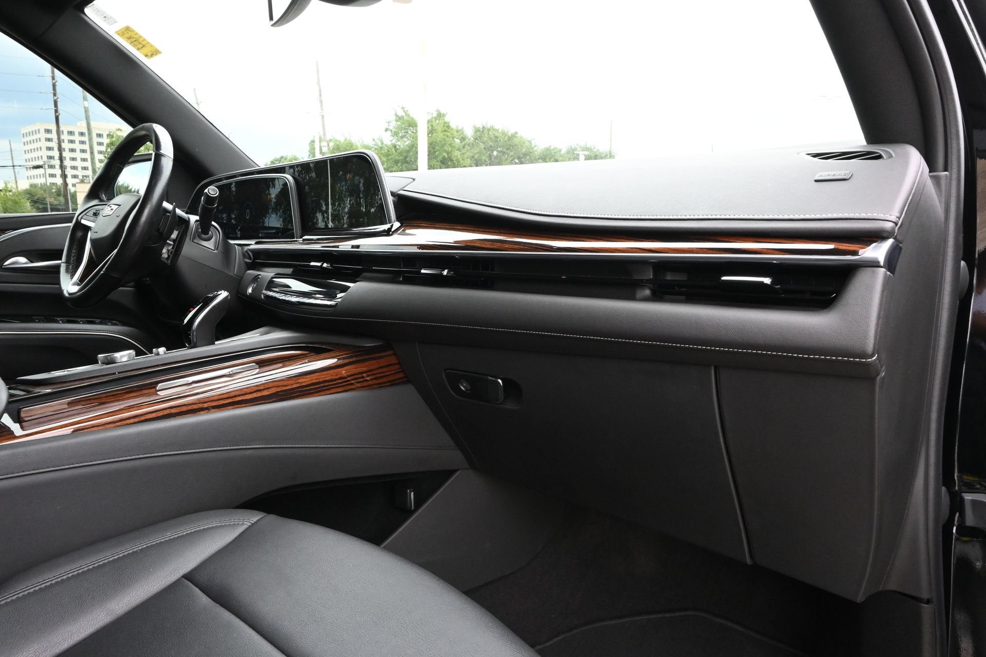 2022 Cadillac Escalade ESV Luxury