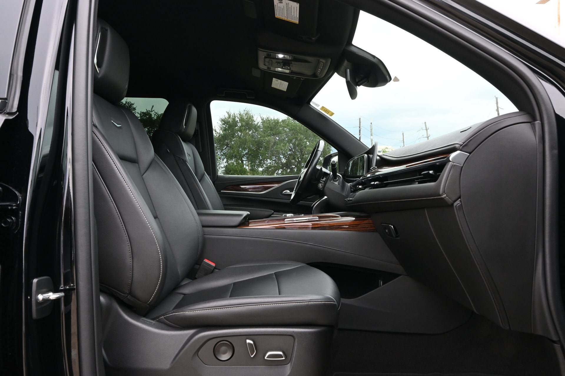 2022 Cadillac Escalade ESV Luxury