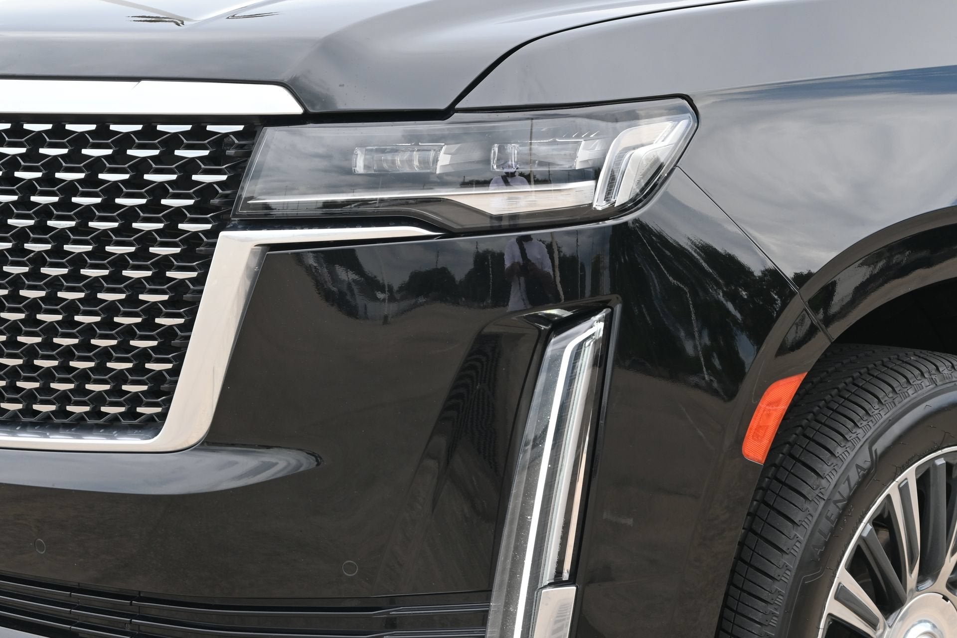 2022 Cadillac Escalade ESV Luxury