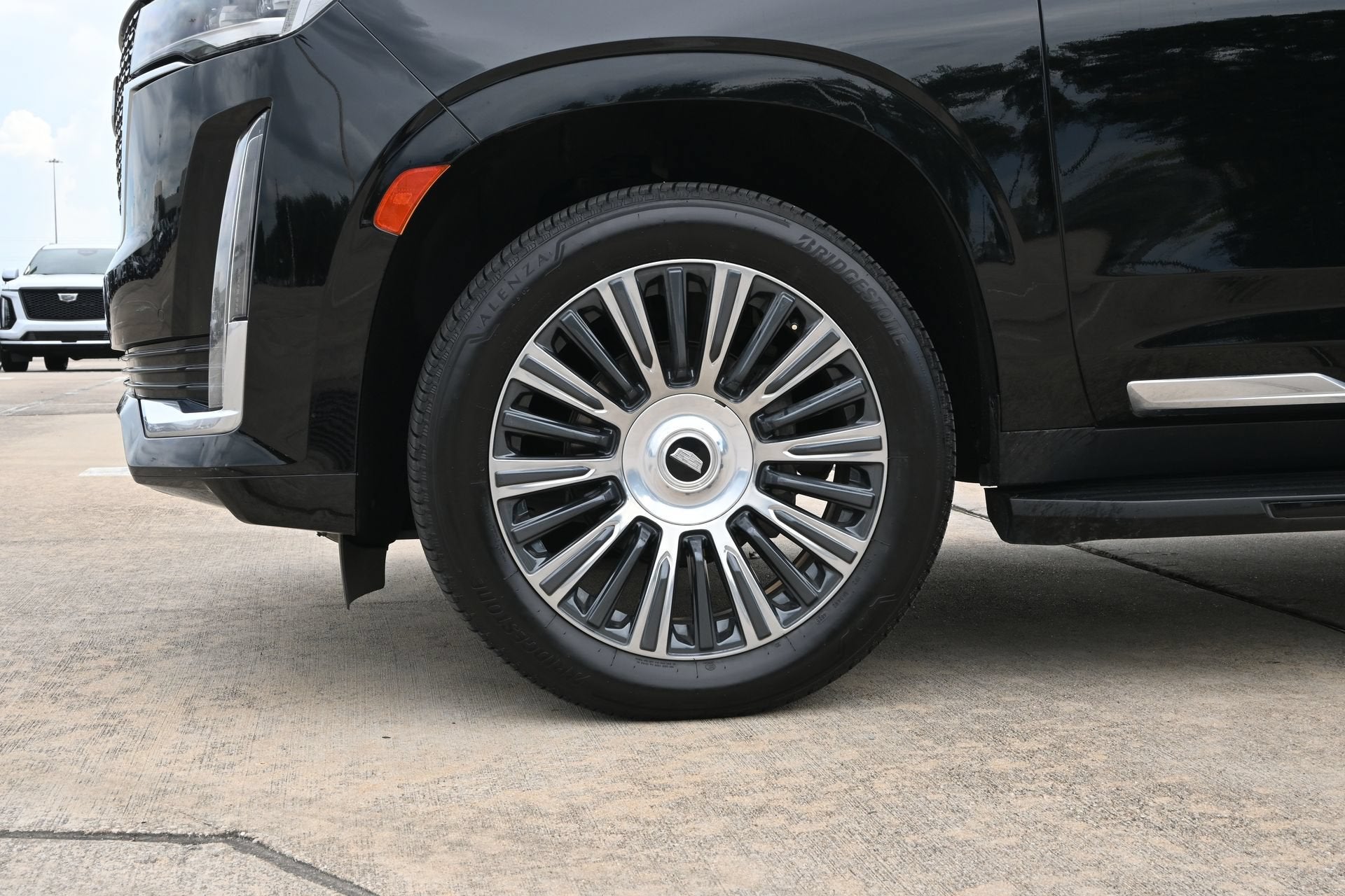 2022 Cadillac Escalade ESV Luxury