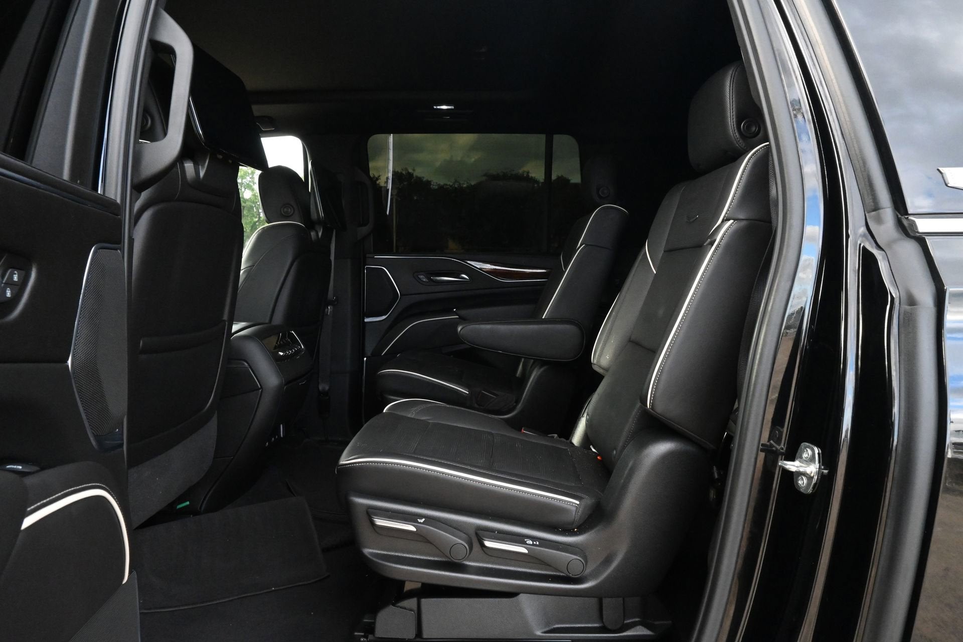 2021 Cadillac Escalade ESV Premium Luxury