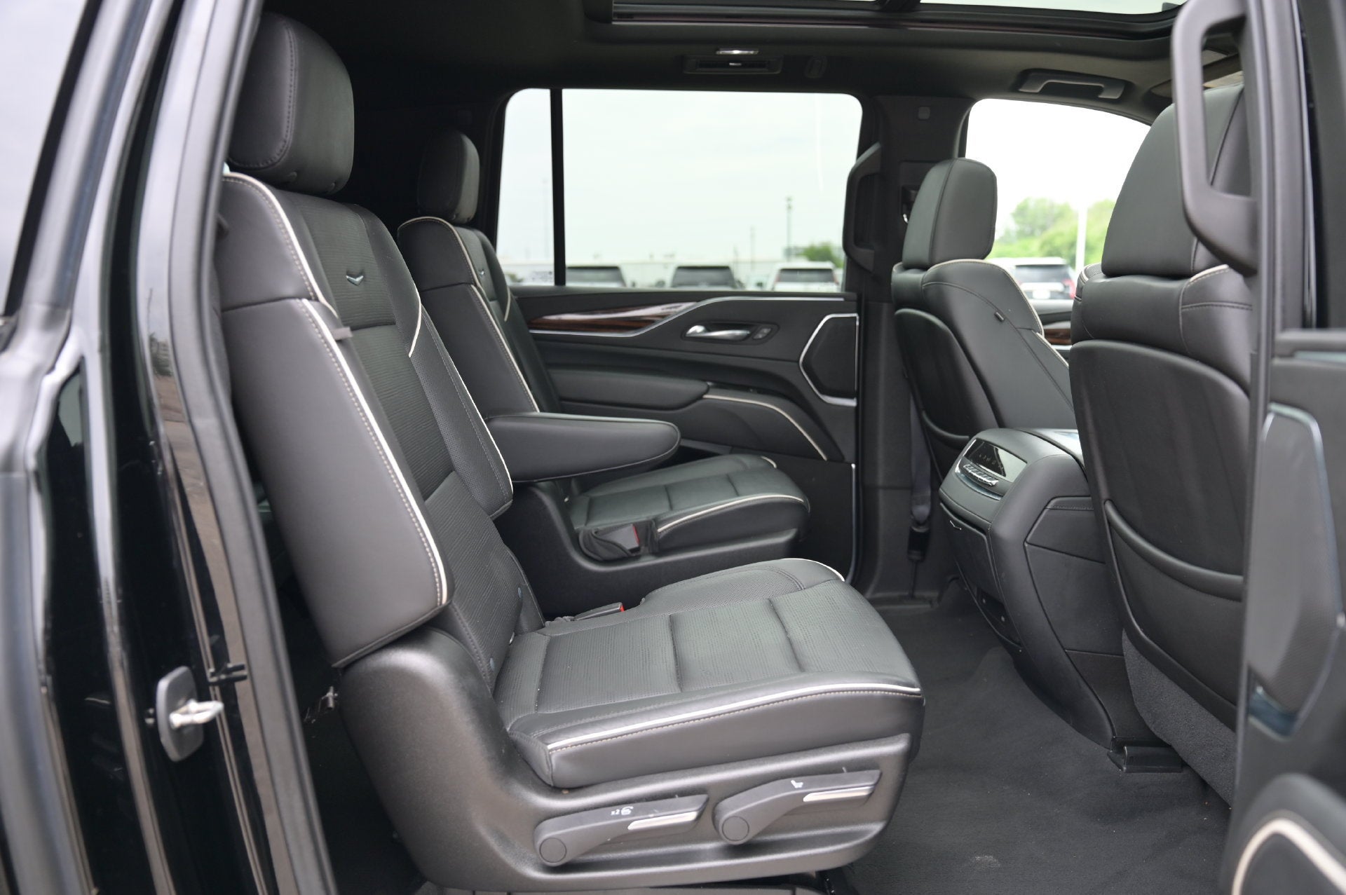 2021 Cadillac Escalade ESV Premium Luxury