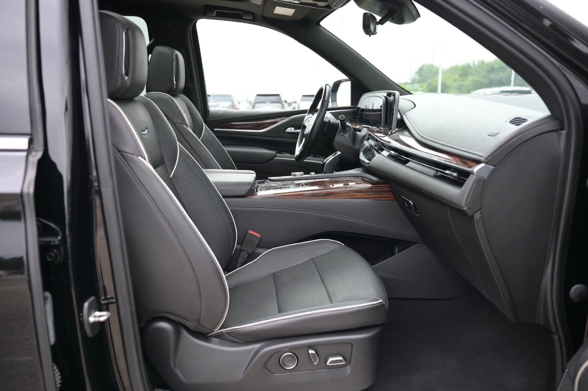 2021 Cadillac Escalade ESV Premium Luxury