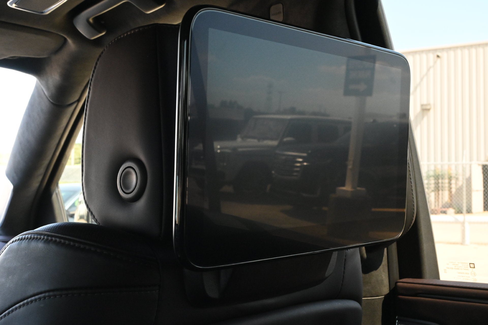 2023 Cadillac Escalade ESV RWD Premium Luxury Platinum