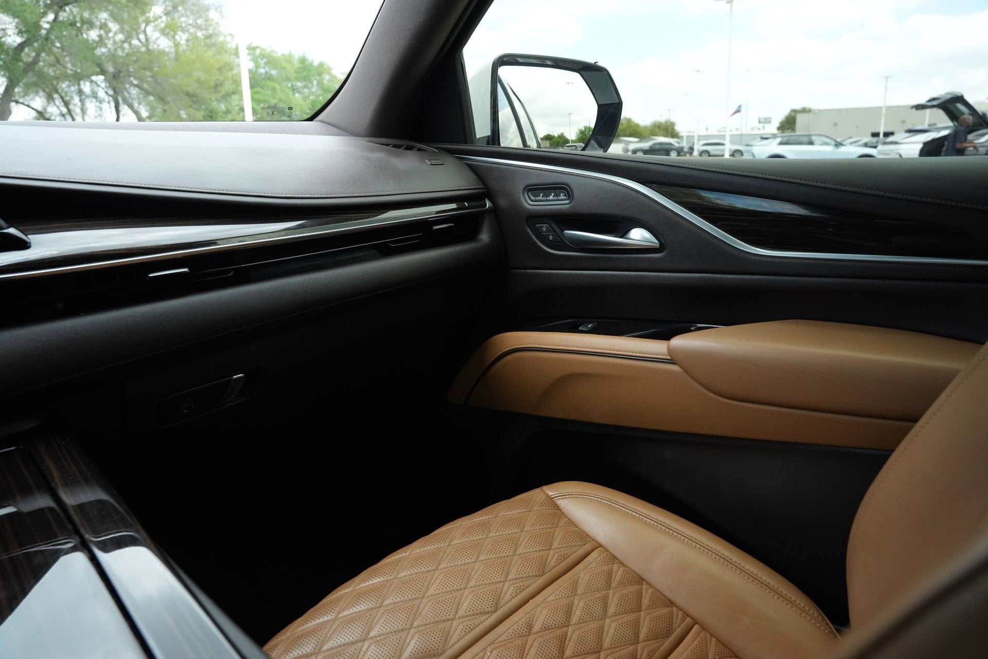 2022 Cadillac Escalade ESV Sport