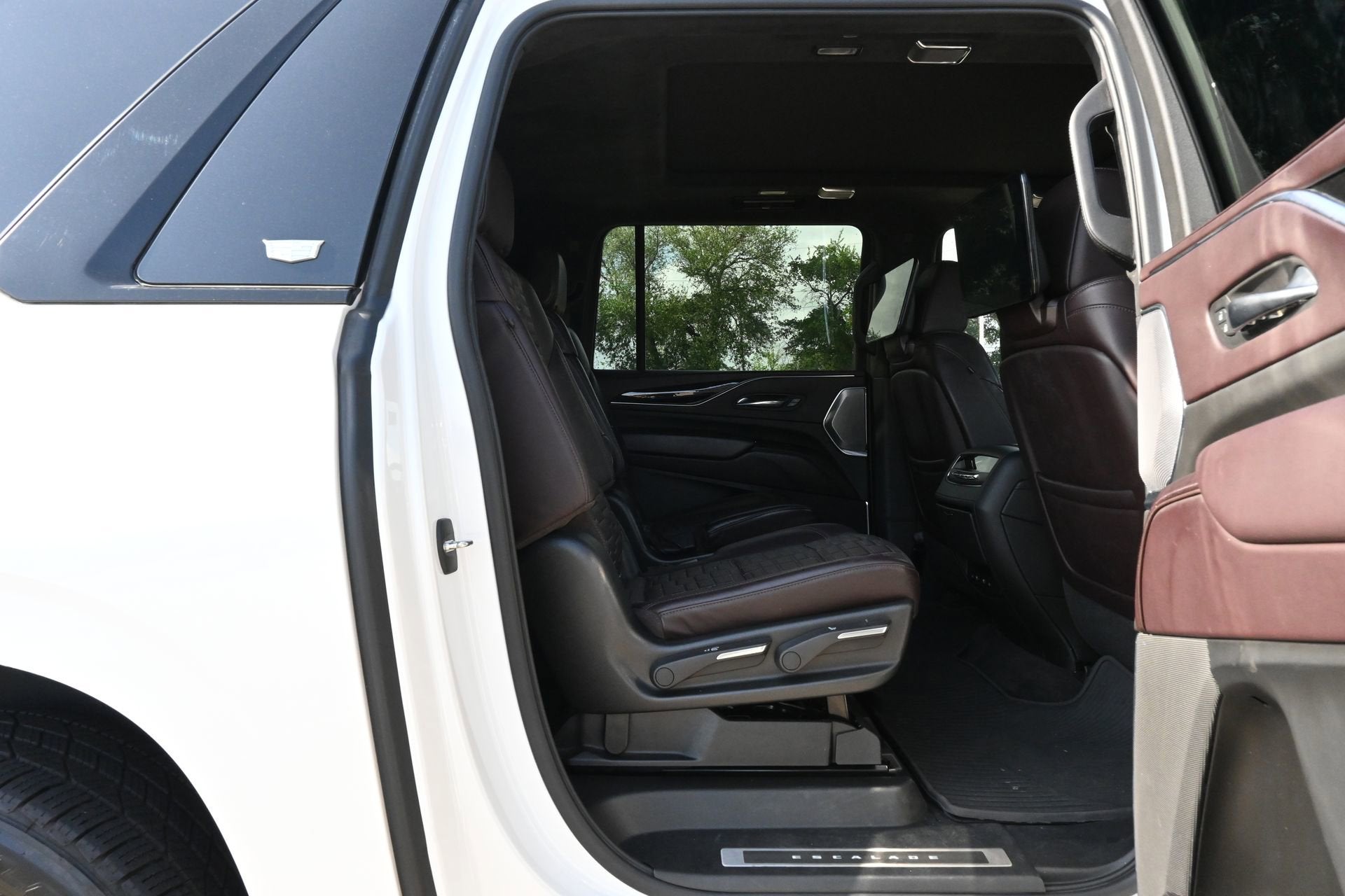 2022 Cadillac Escalade ESV Sport Platinum