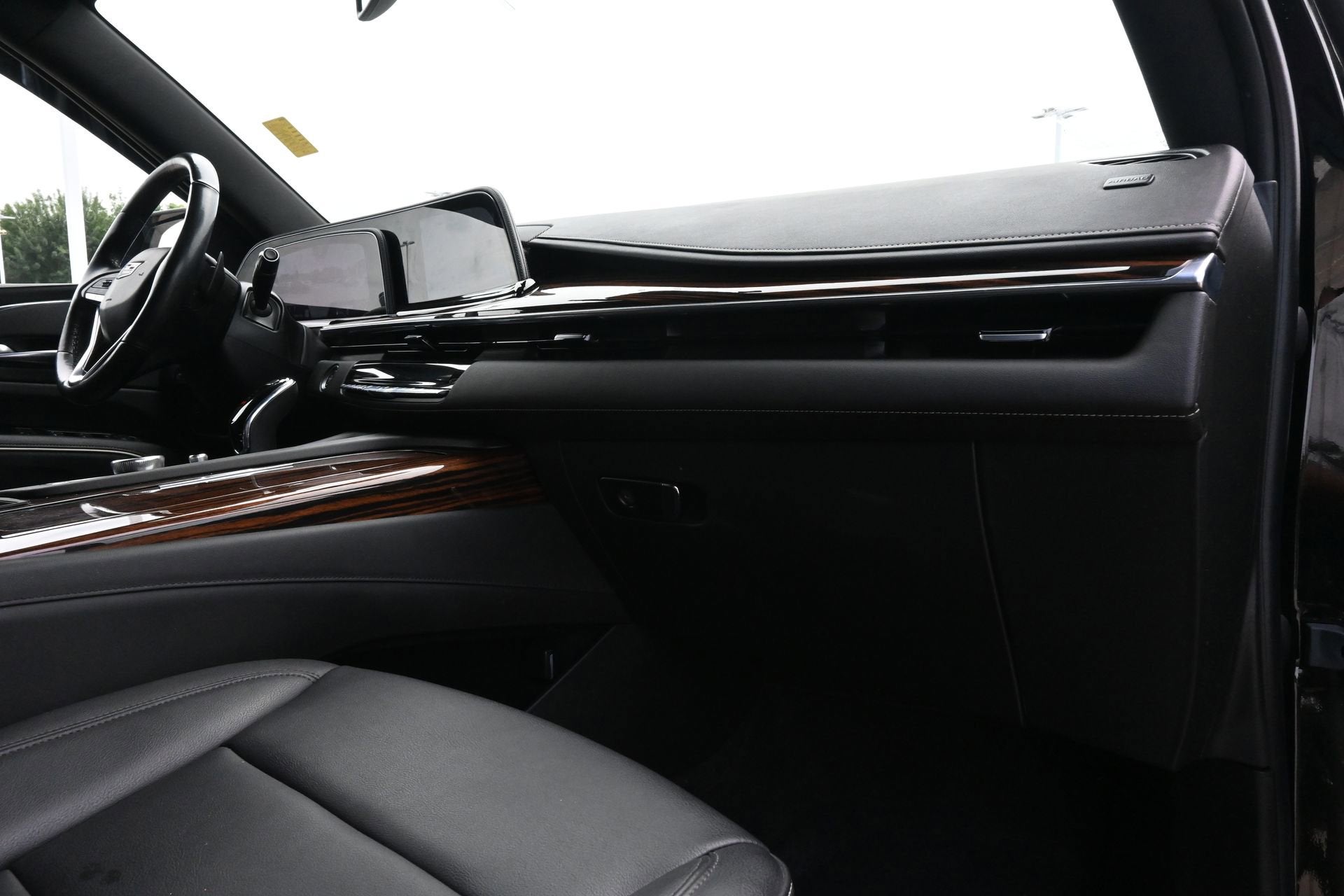 2023 Cadillac Escalade Luxury
