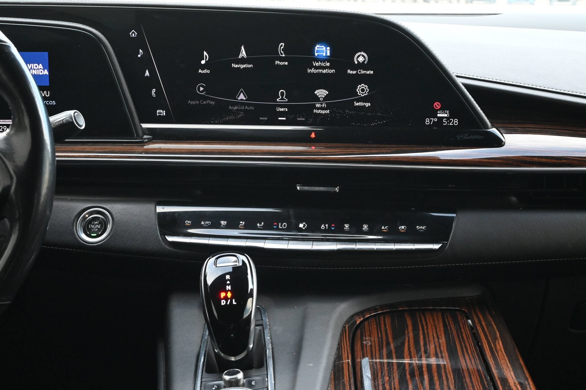 2021 Cadillac Escalade Luxury