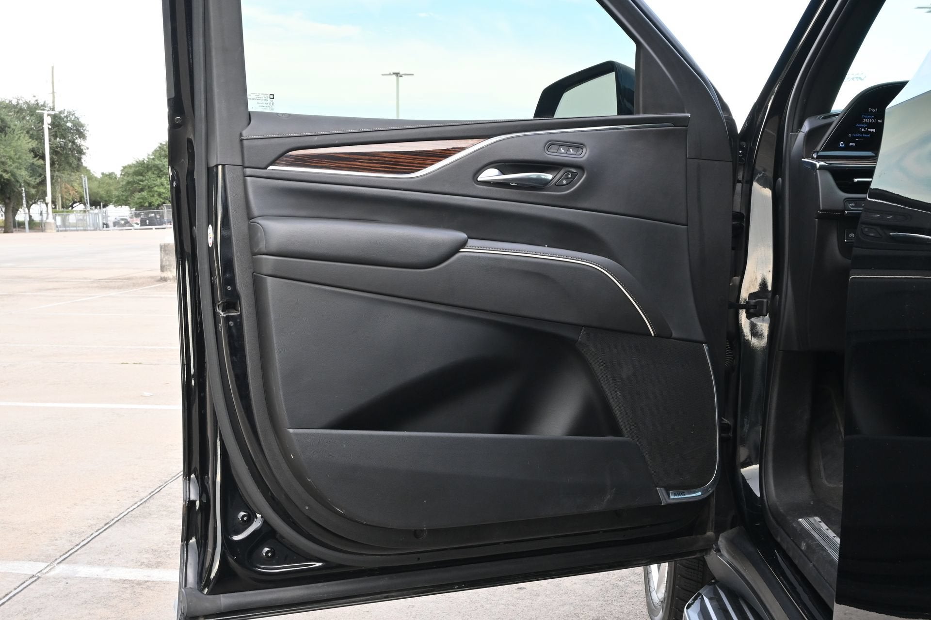 2021 Cadillac Escalade Luxury