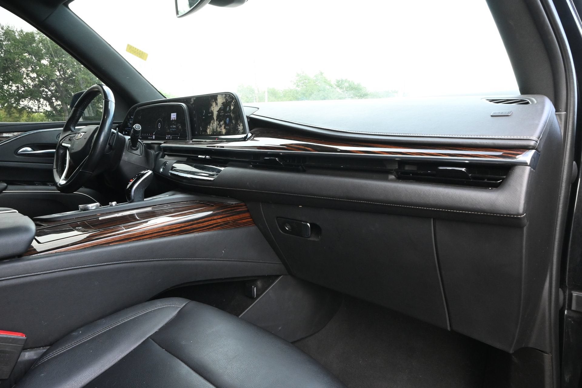 2021 Cadillac Escalade Luxury