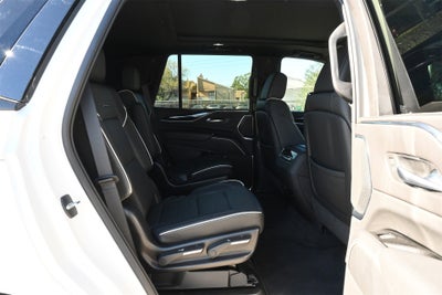 2022 Cadillac Escalade Sport