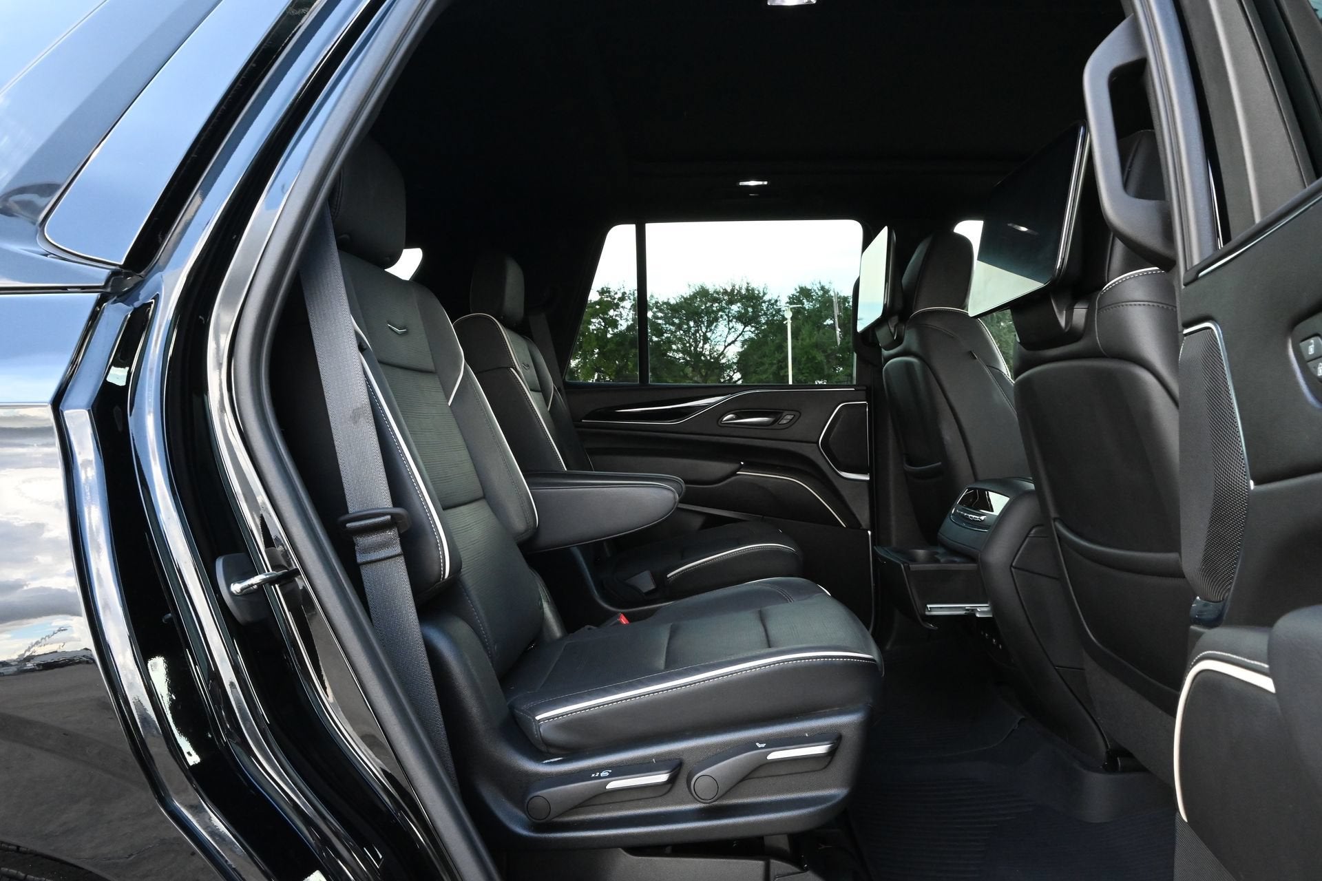 2023 Cadillac Escalade 4WD Sport