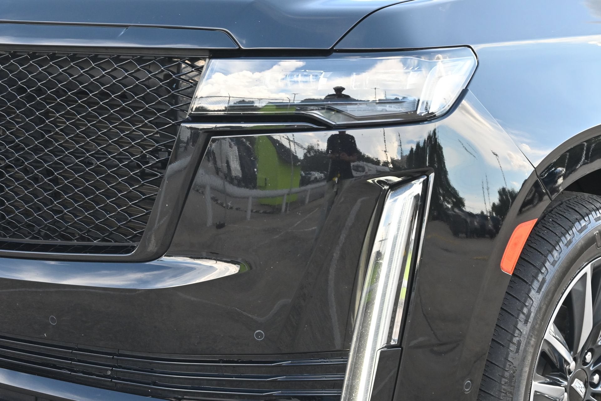 2023 Cadillac Escalade 4WD Sport