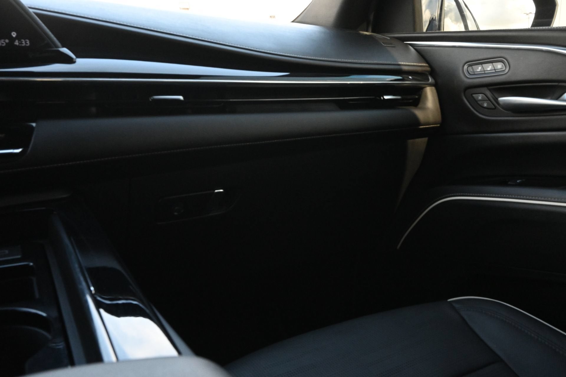 2023 Cadillac Escalade 4WD Sport