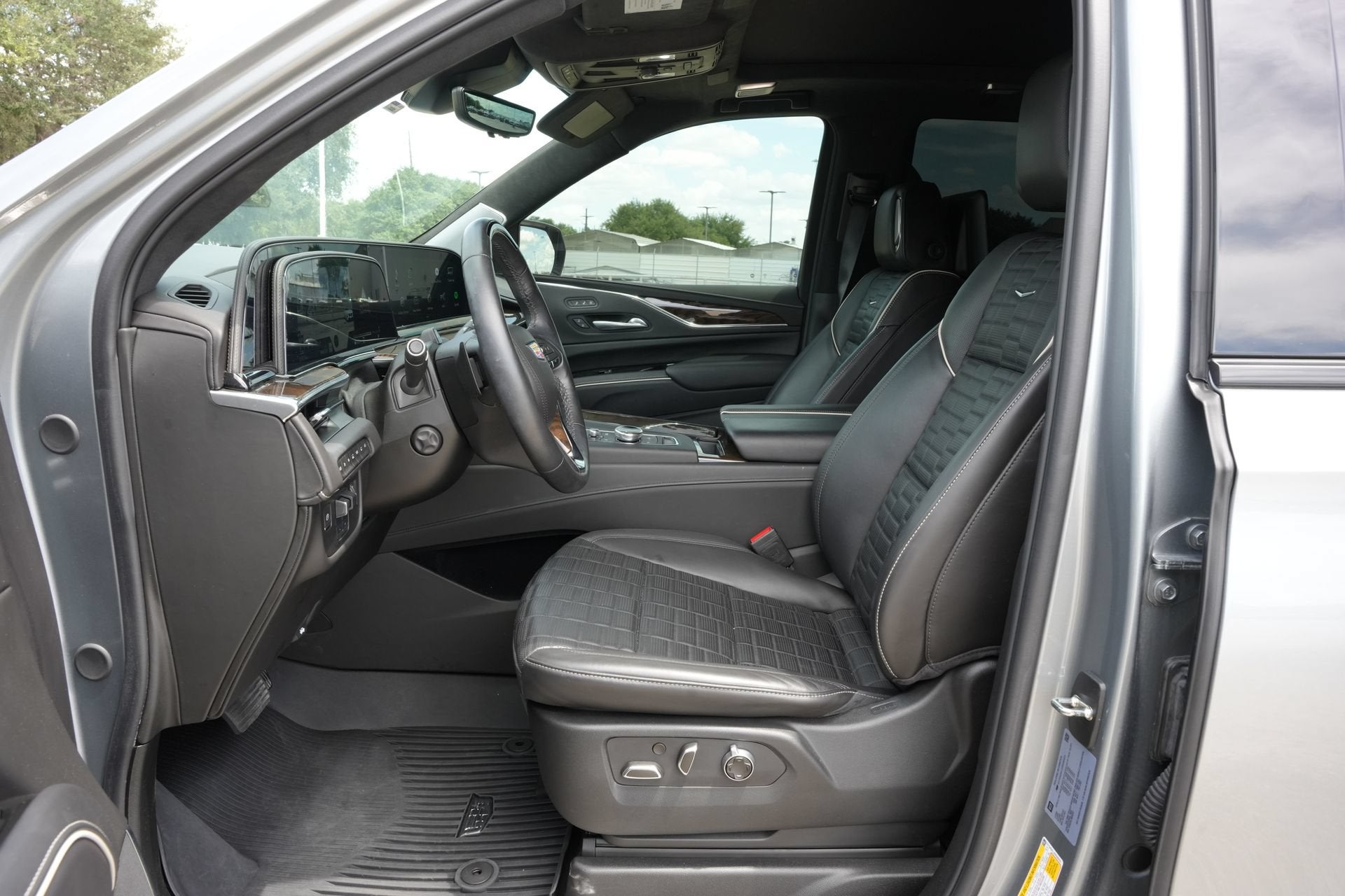2024 Cadillac Escalade Sport Platinum