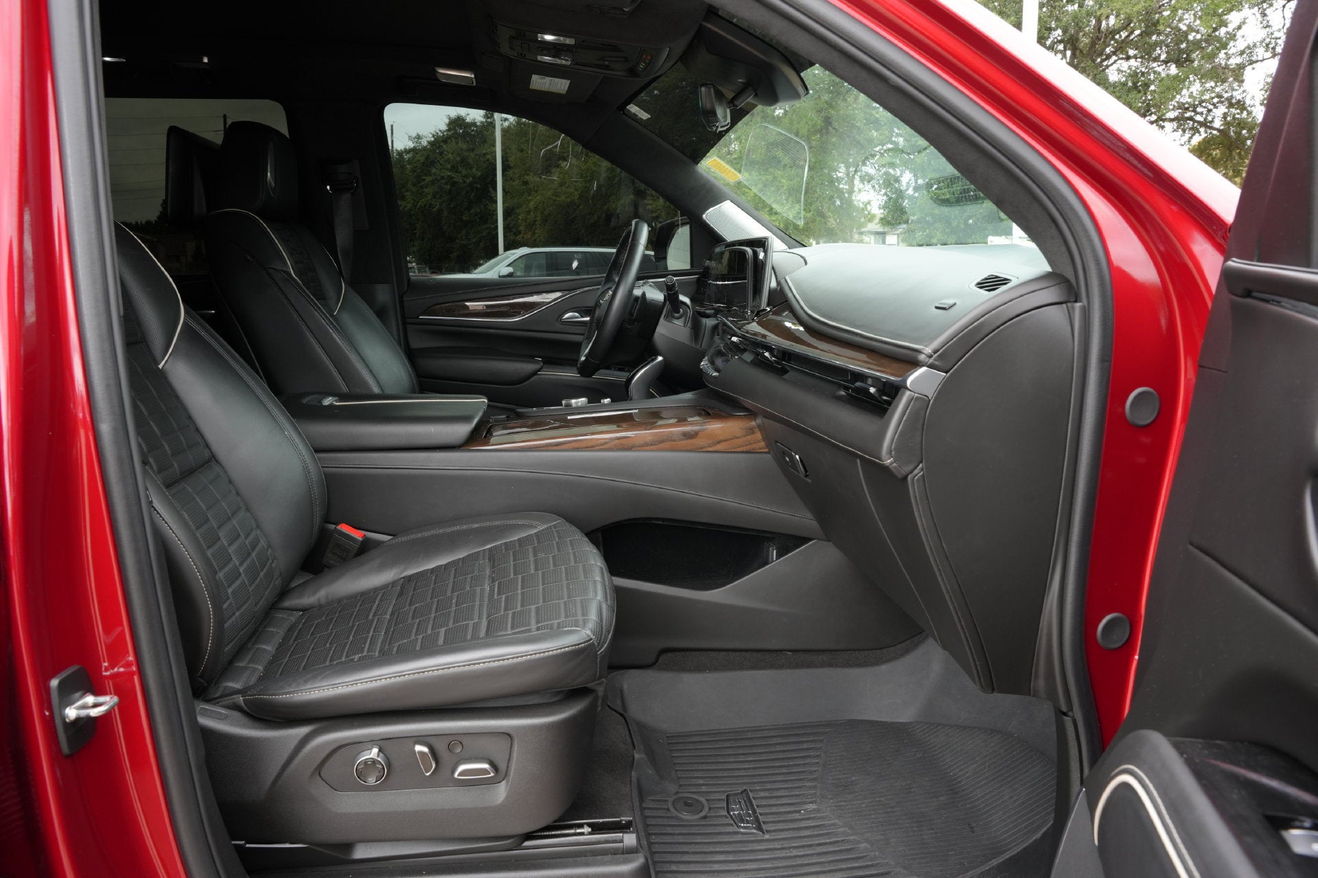 2024 Cadillac Escalade Sport Platinum