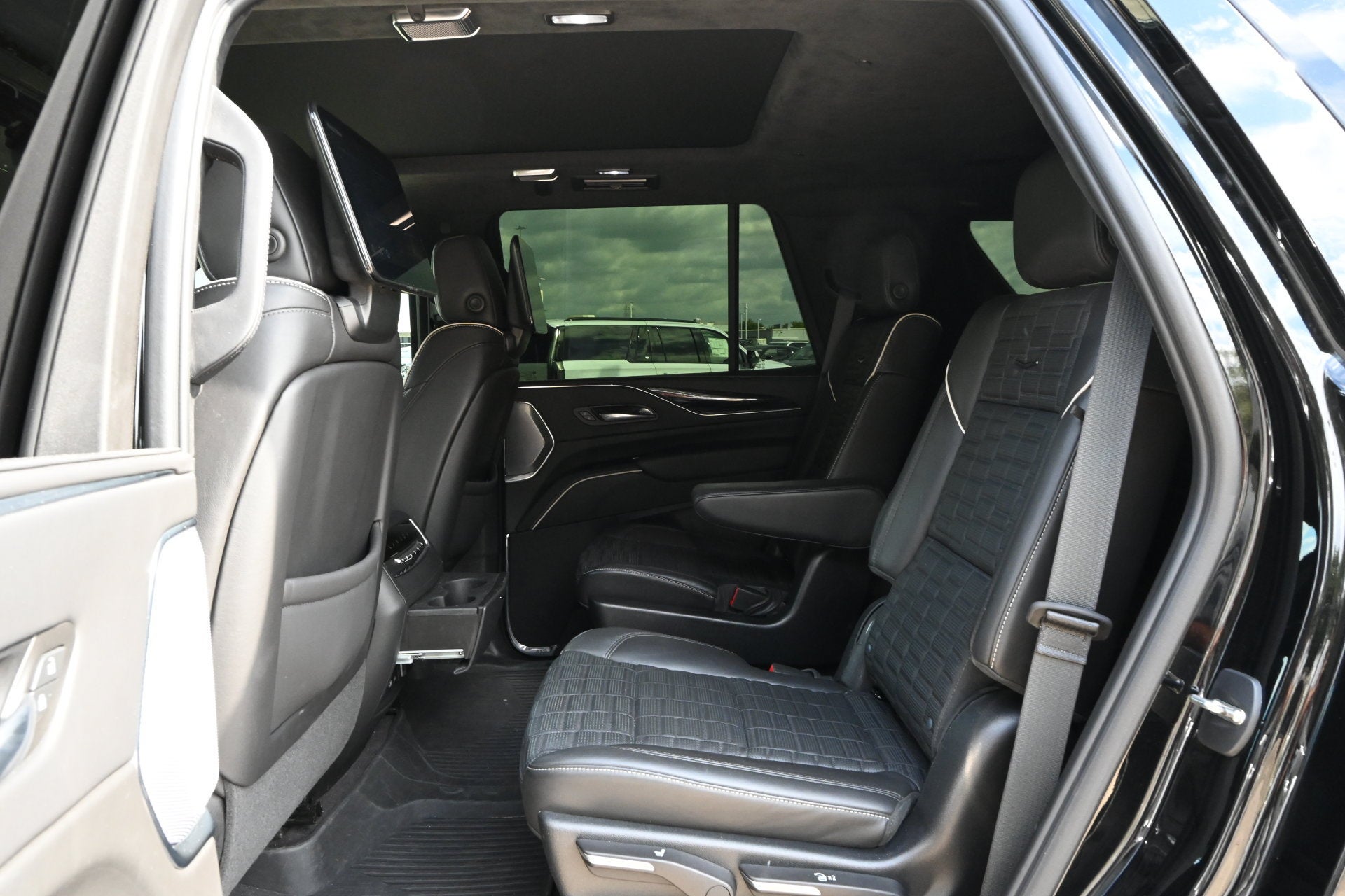 2023 Cadillac Escalade AWD V-Series
