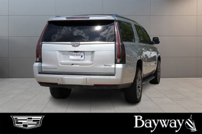 2018 Cadillac Escalade ESV Luxury
