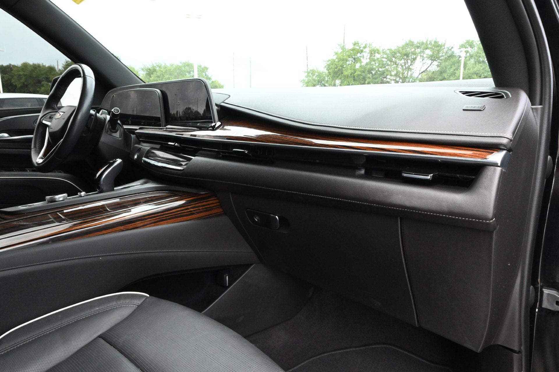 2023 Cadillac Escalade ESV 4WD Premium Luxury