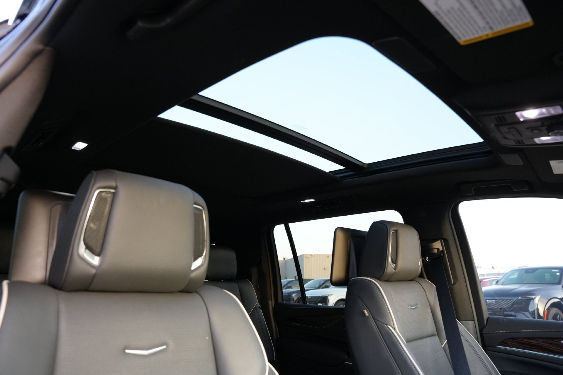 2024 Cadillac Escalade ESV Premium Luxury