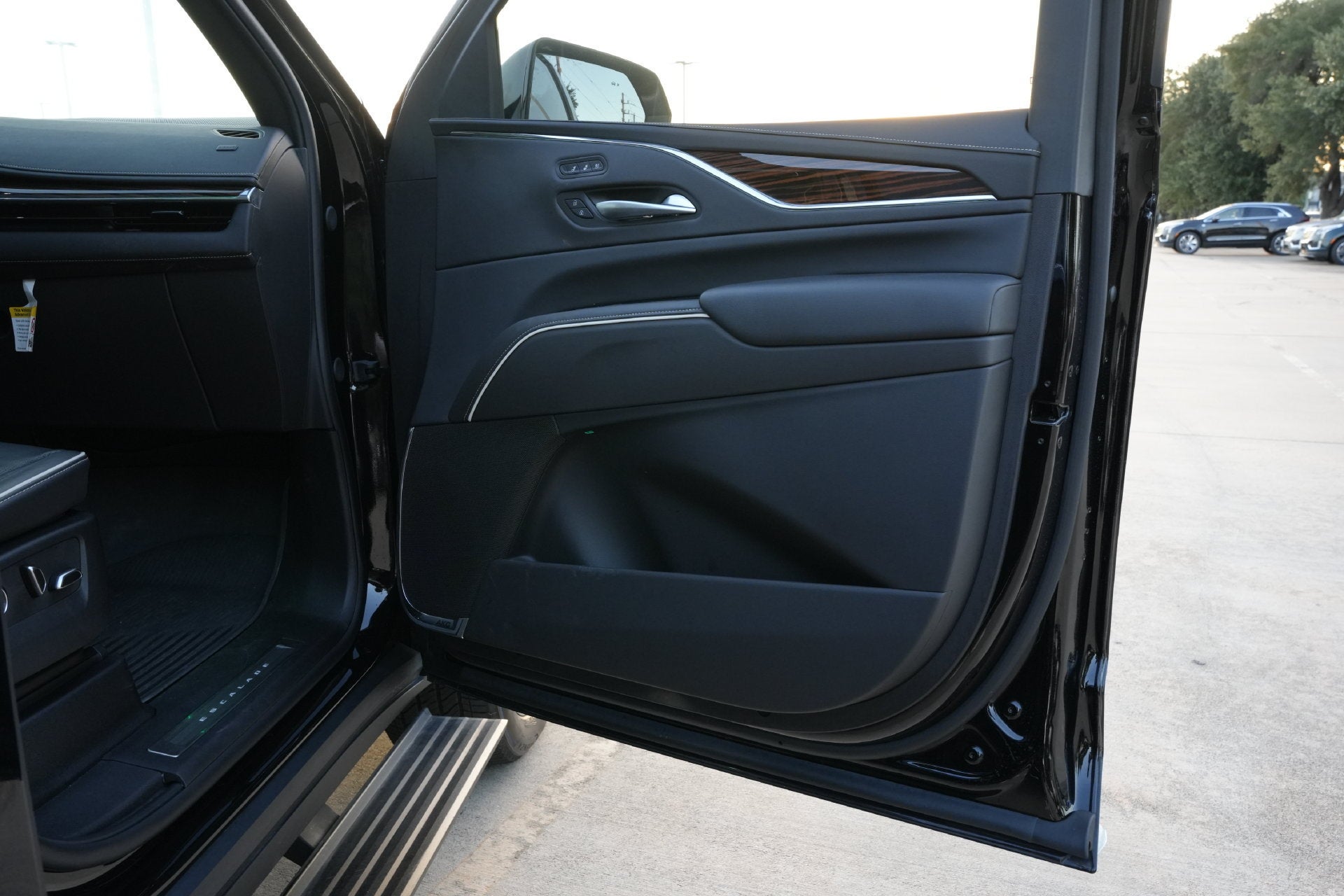 2024 Cadillac Escalade ESV Premium Luxury