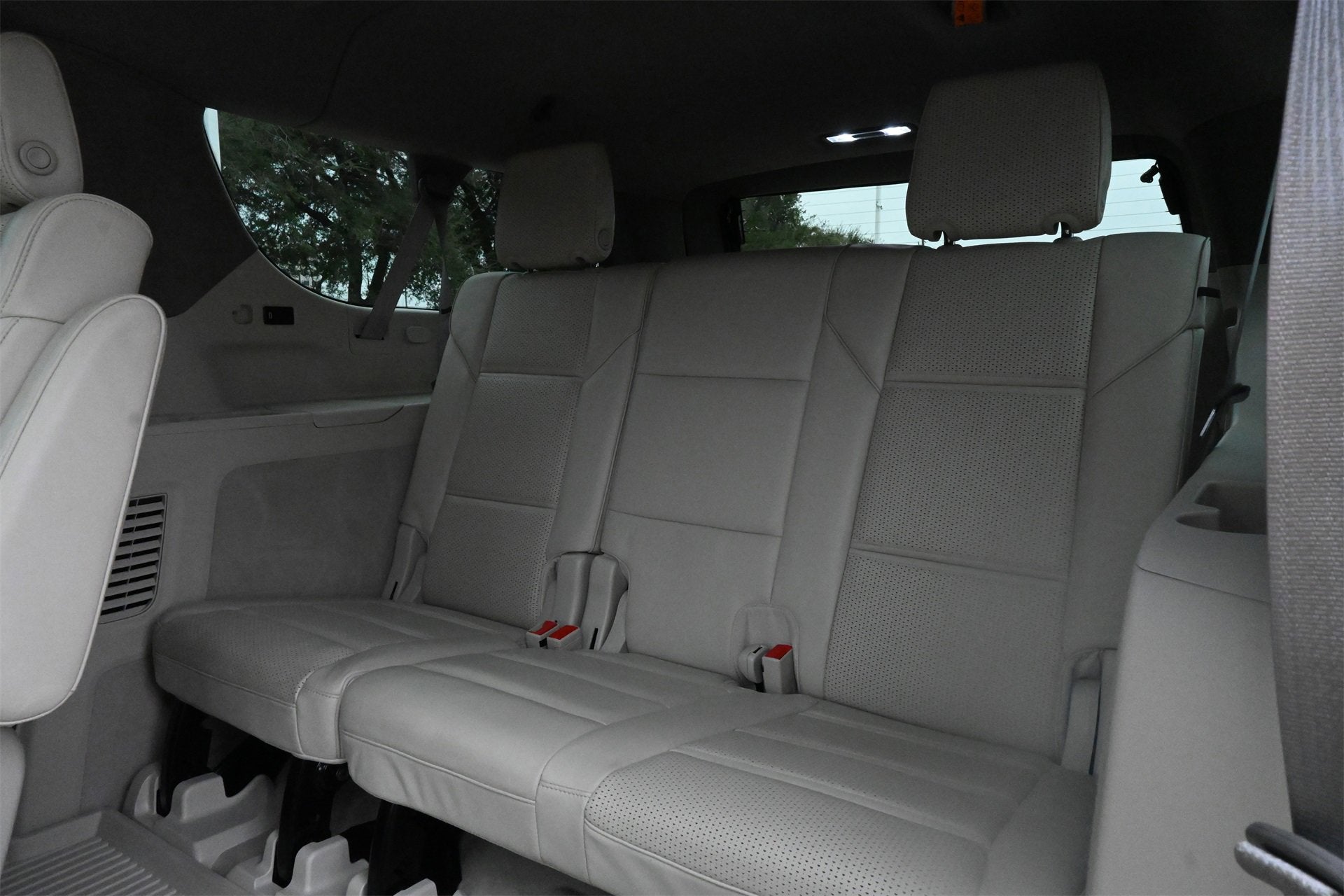 2023 Cadillac Escalade ESV Premium Luxury Platinum